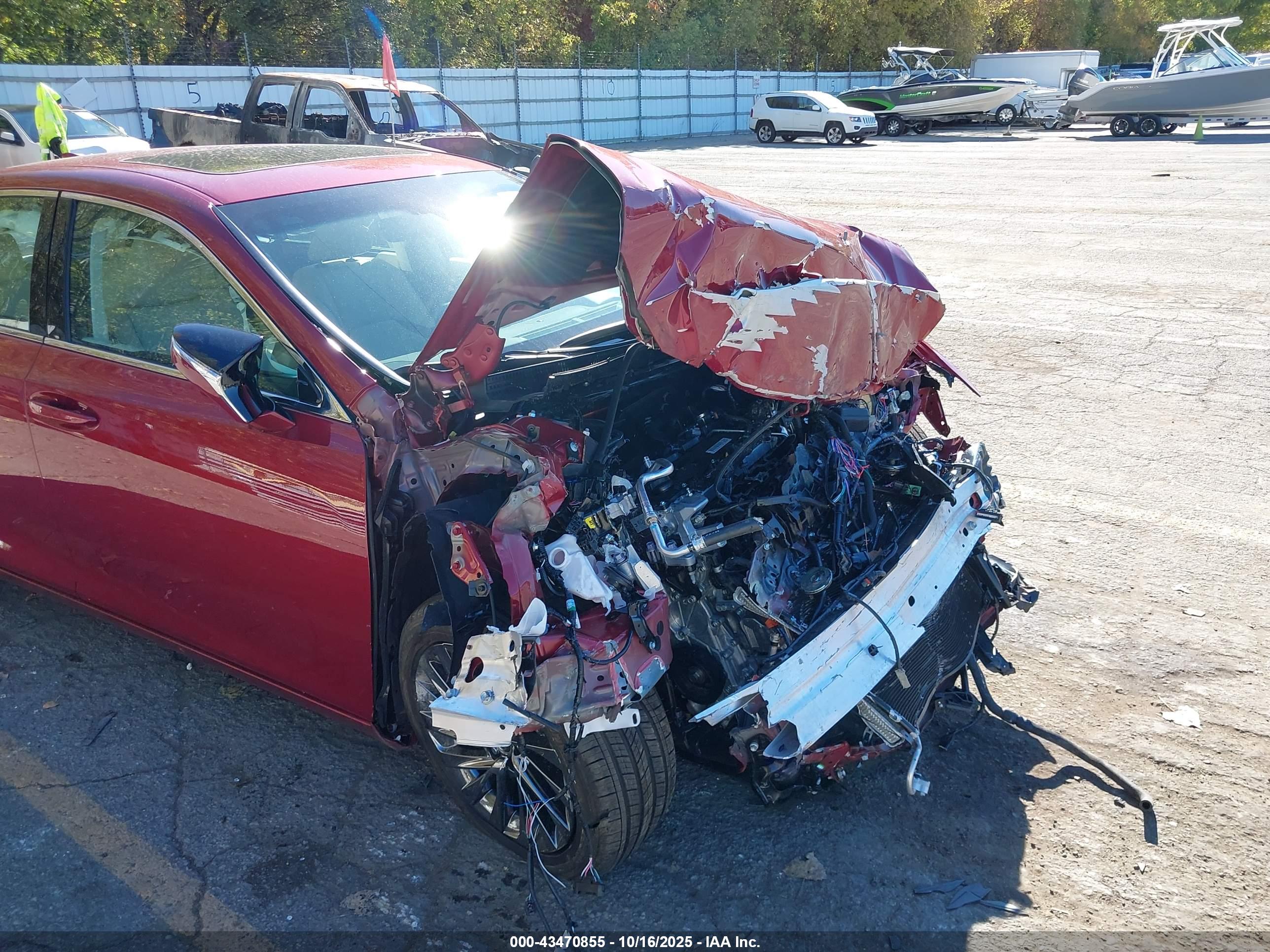 LEXUS ES image 6