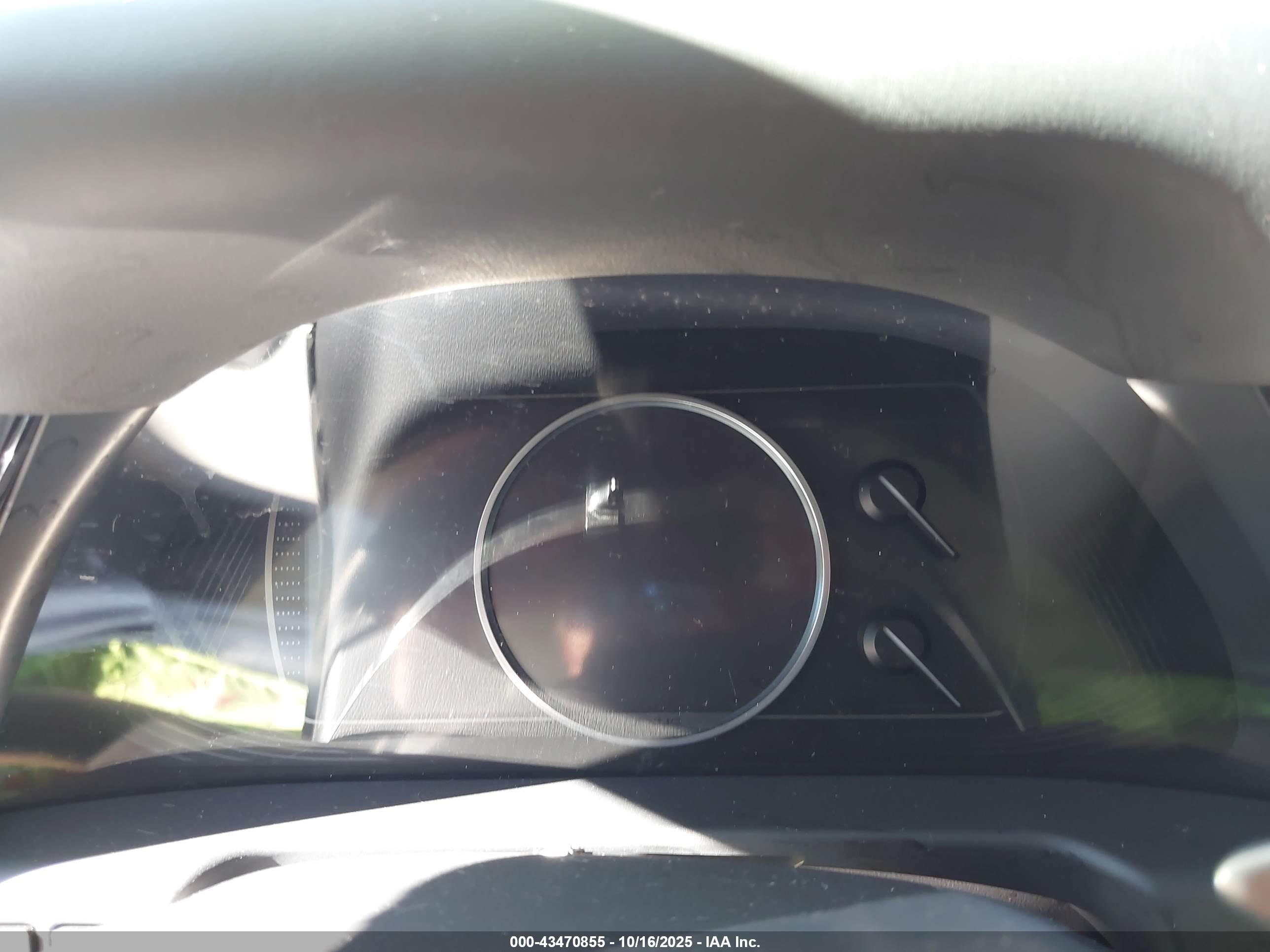 LEXUS ES image 7
