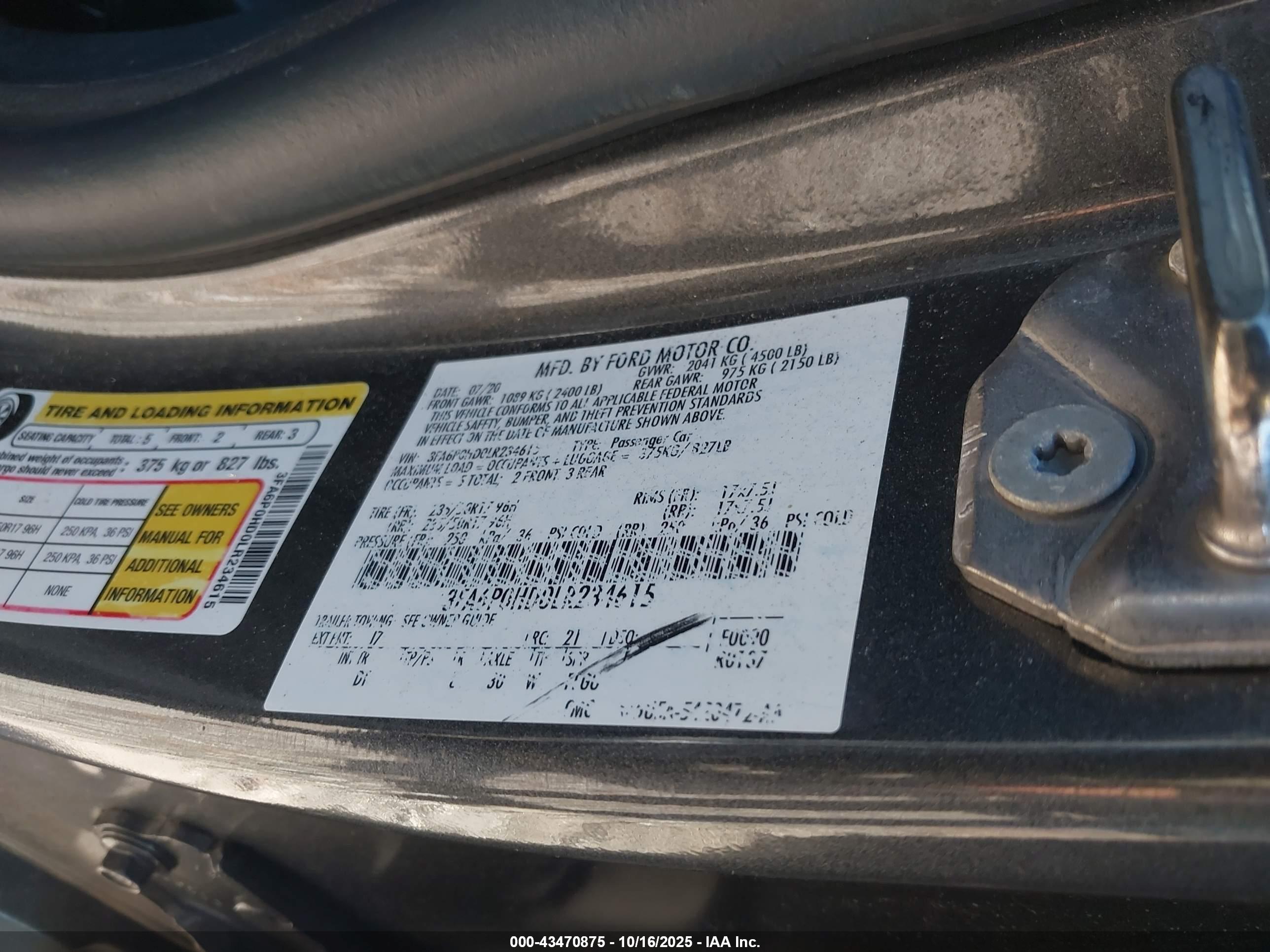 FORD FUSION image 9
