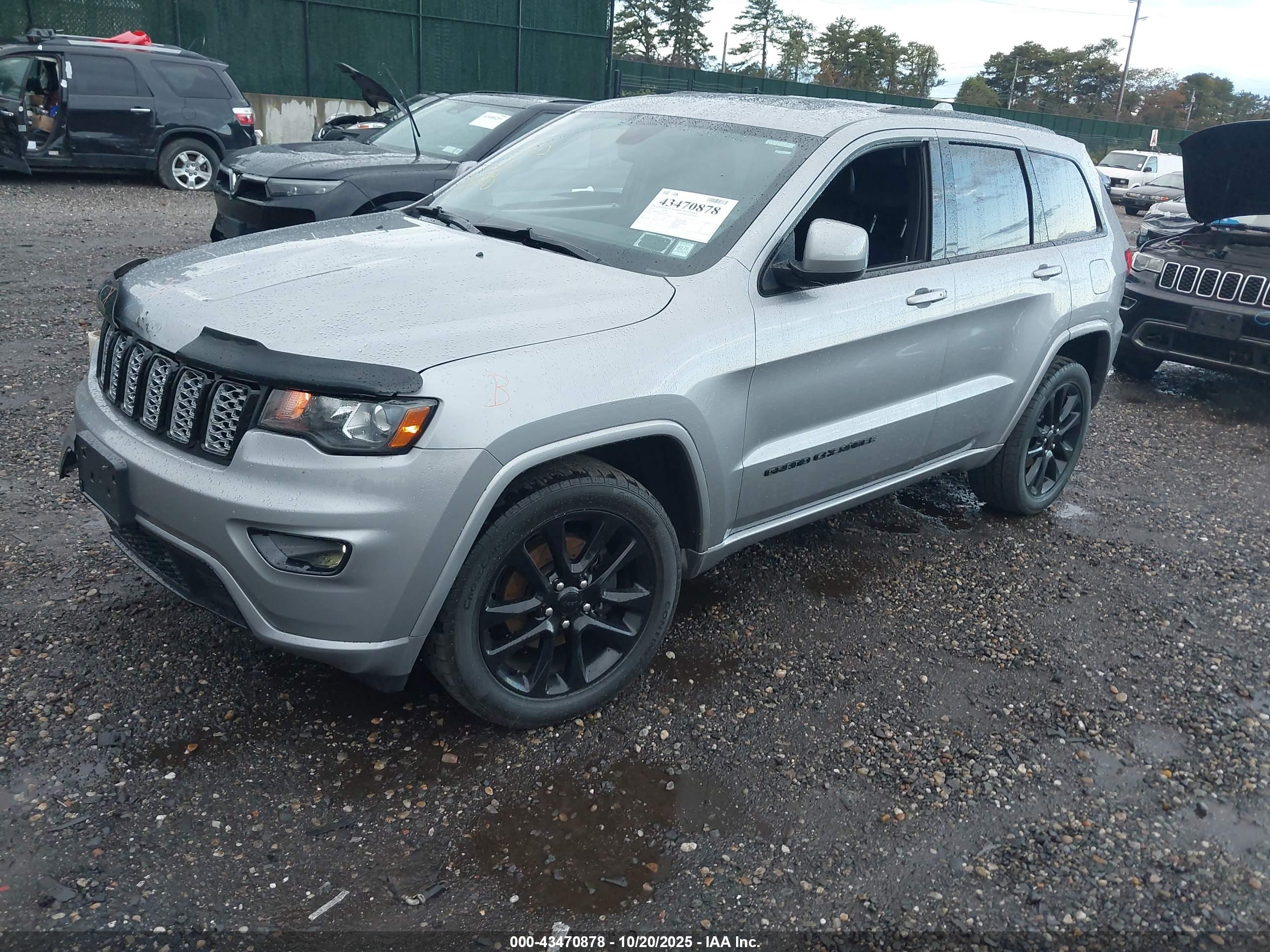 JEEP GRAND image 2