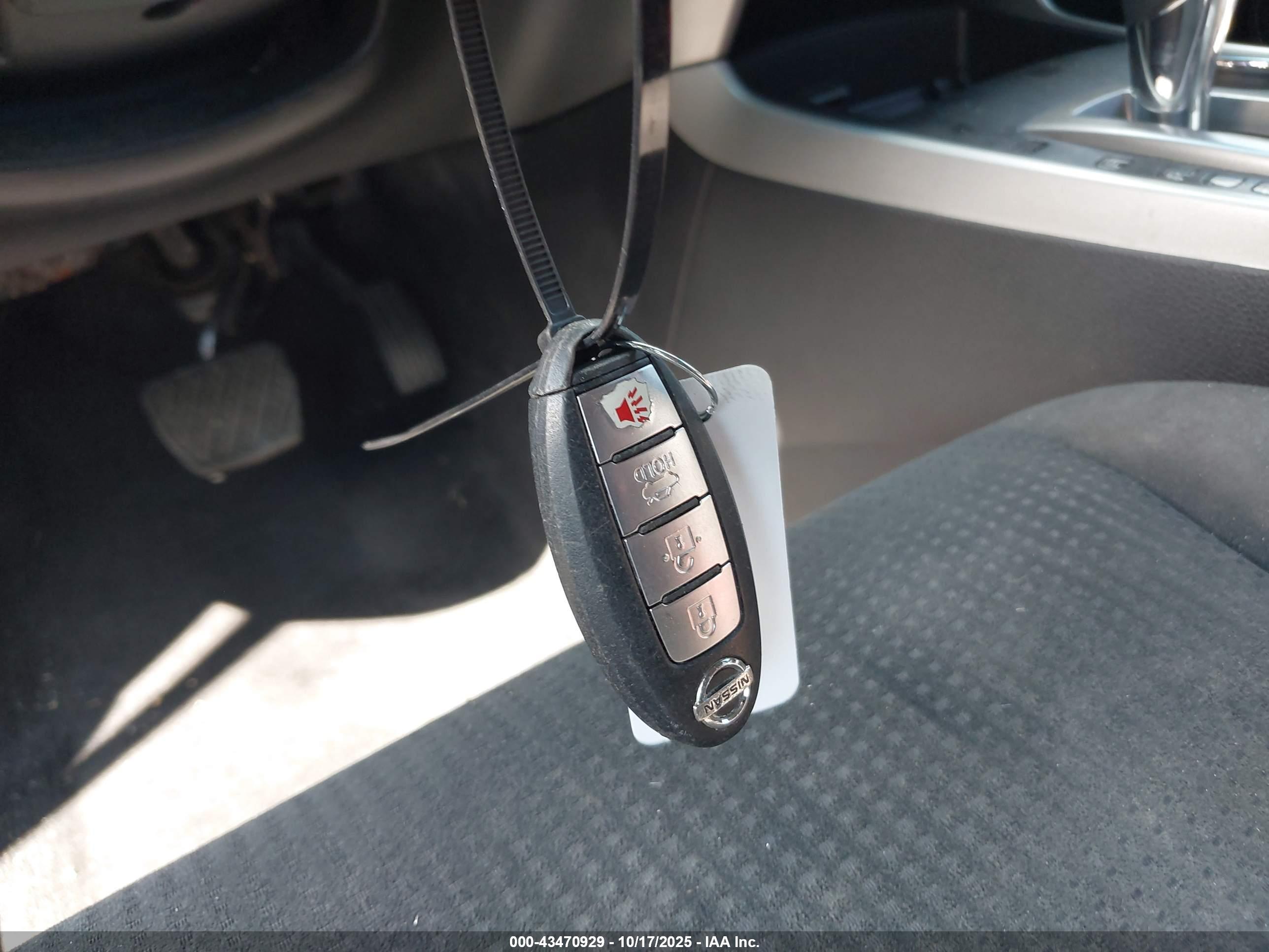 NISSAN ALTIMA image 11