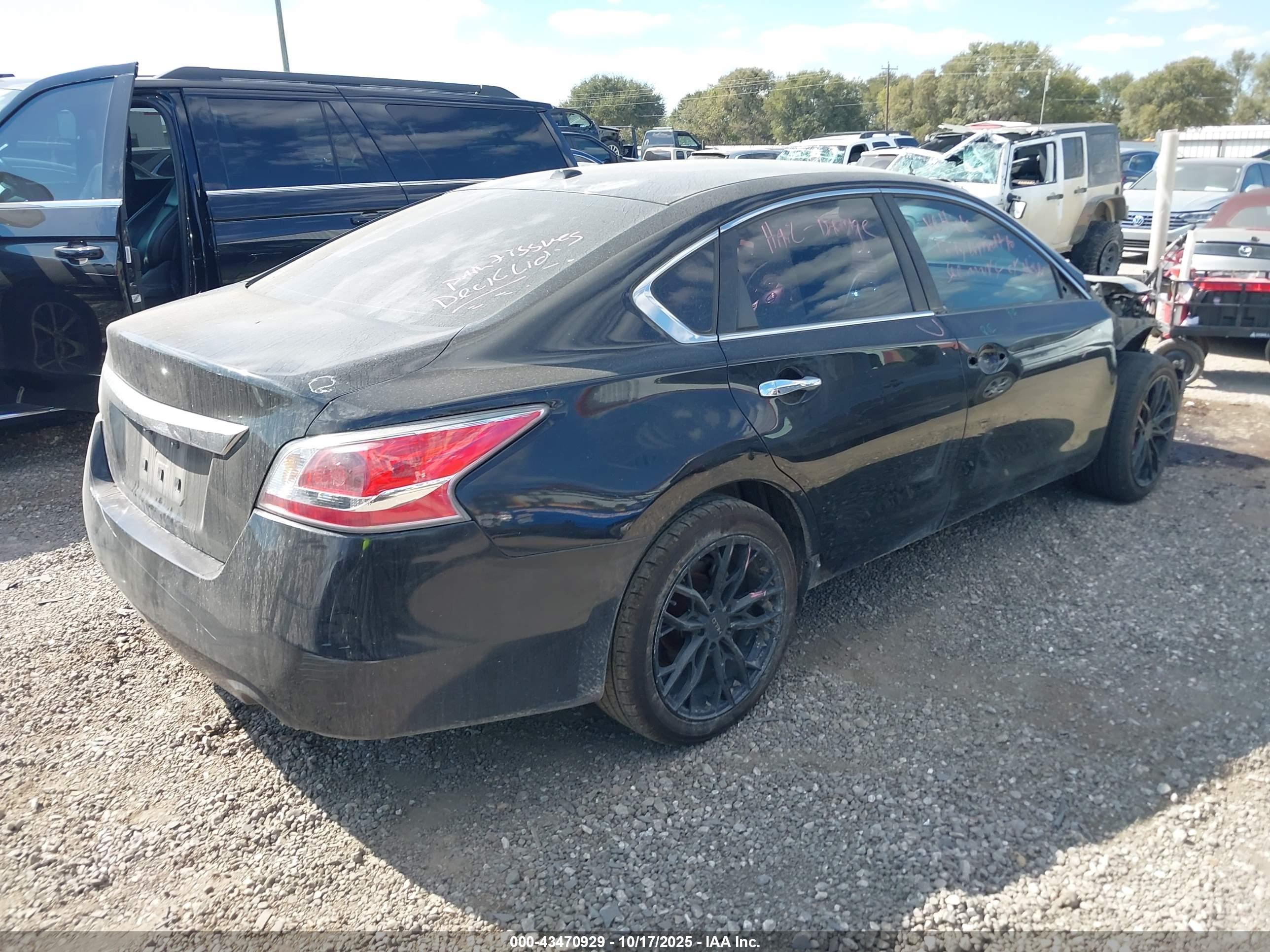 NISSAN ALTIMA image 4
