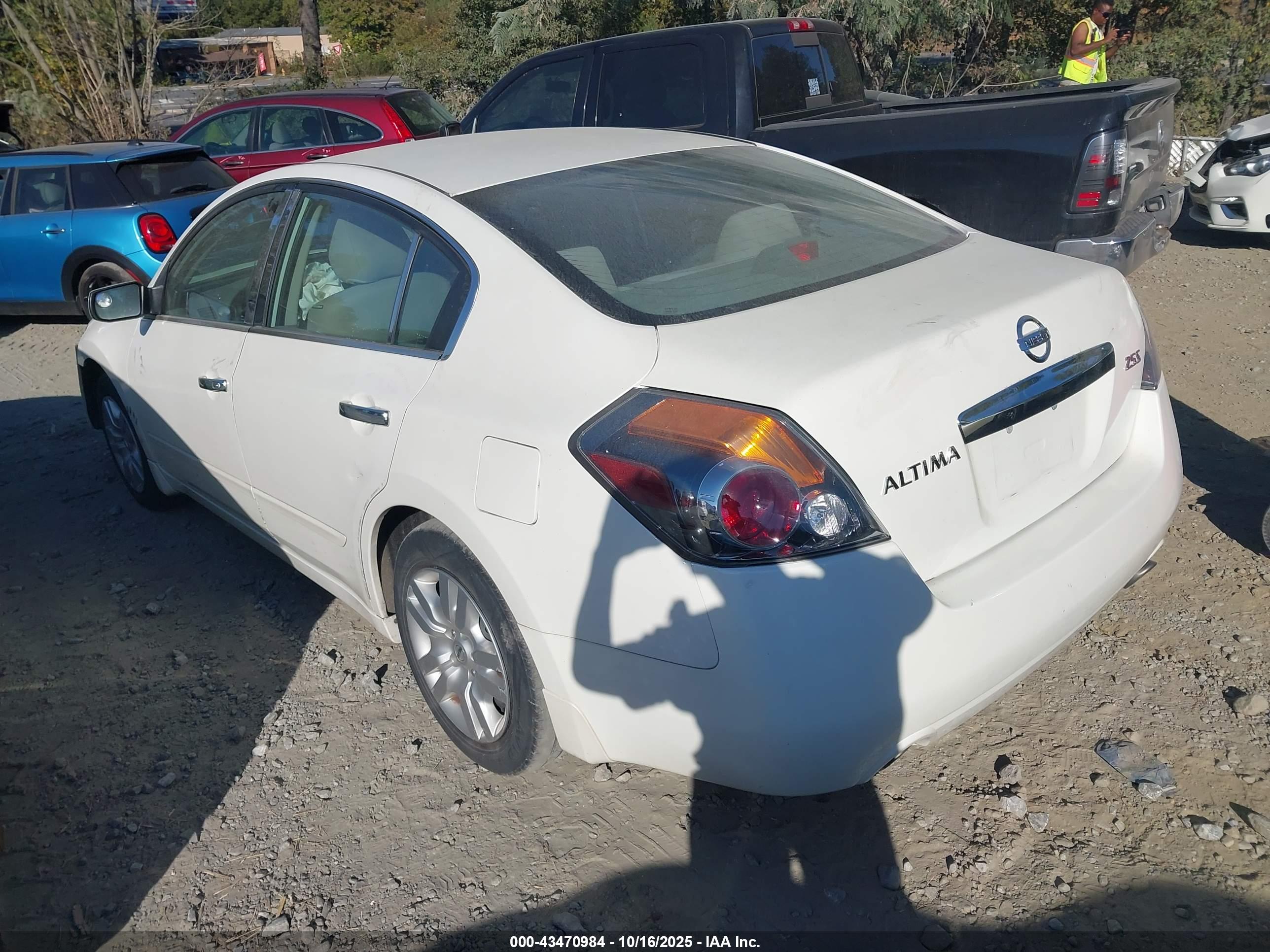 NISSAN ALTIMA image 3