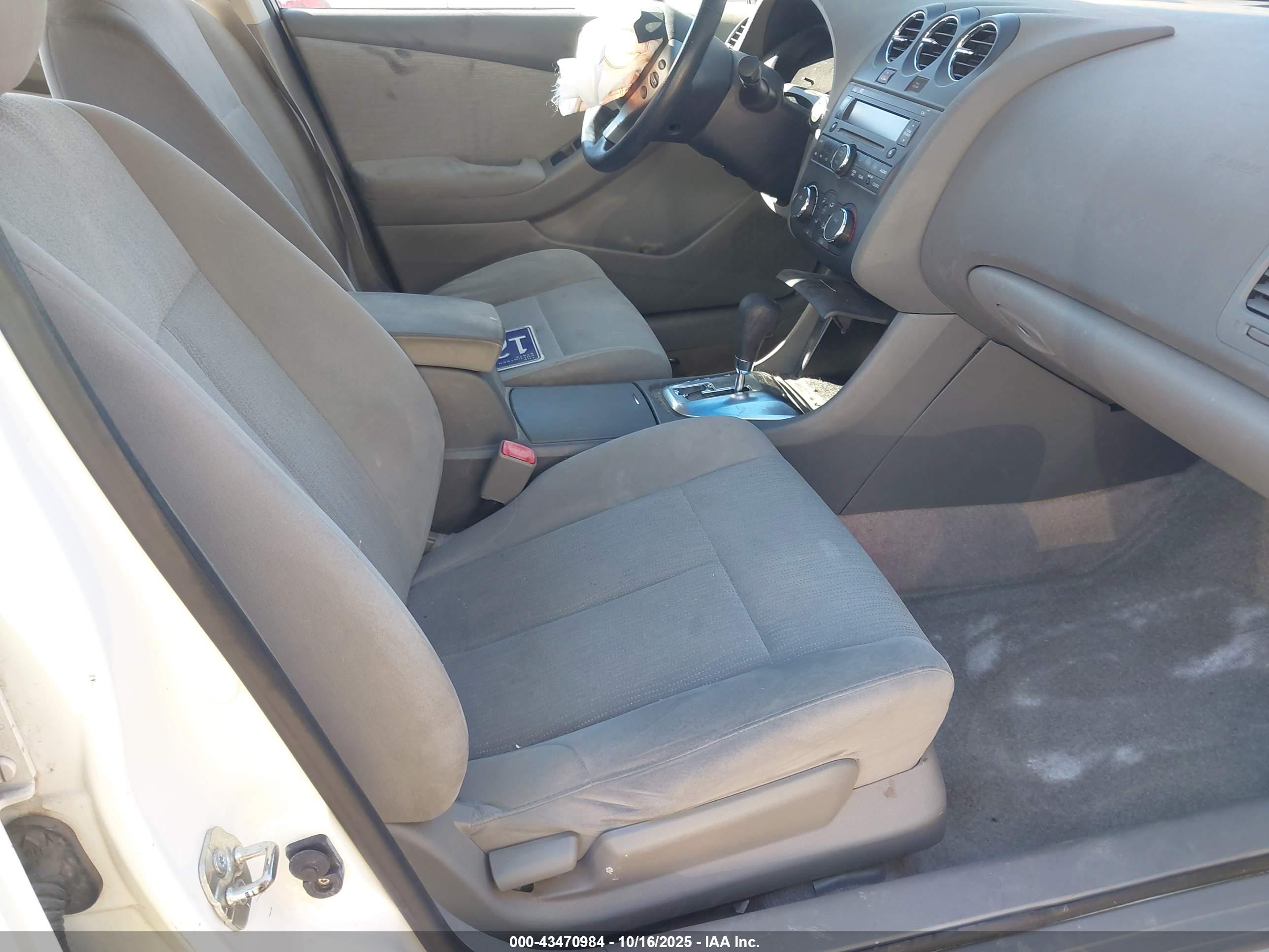 NISSAN ALTIMA image 5
