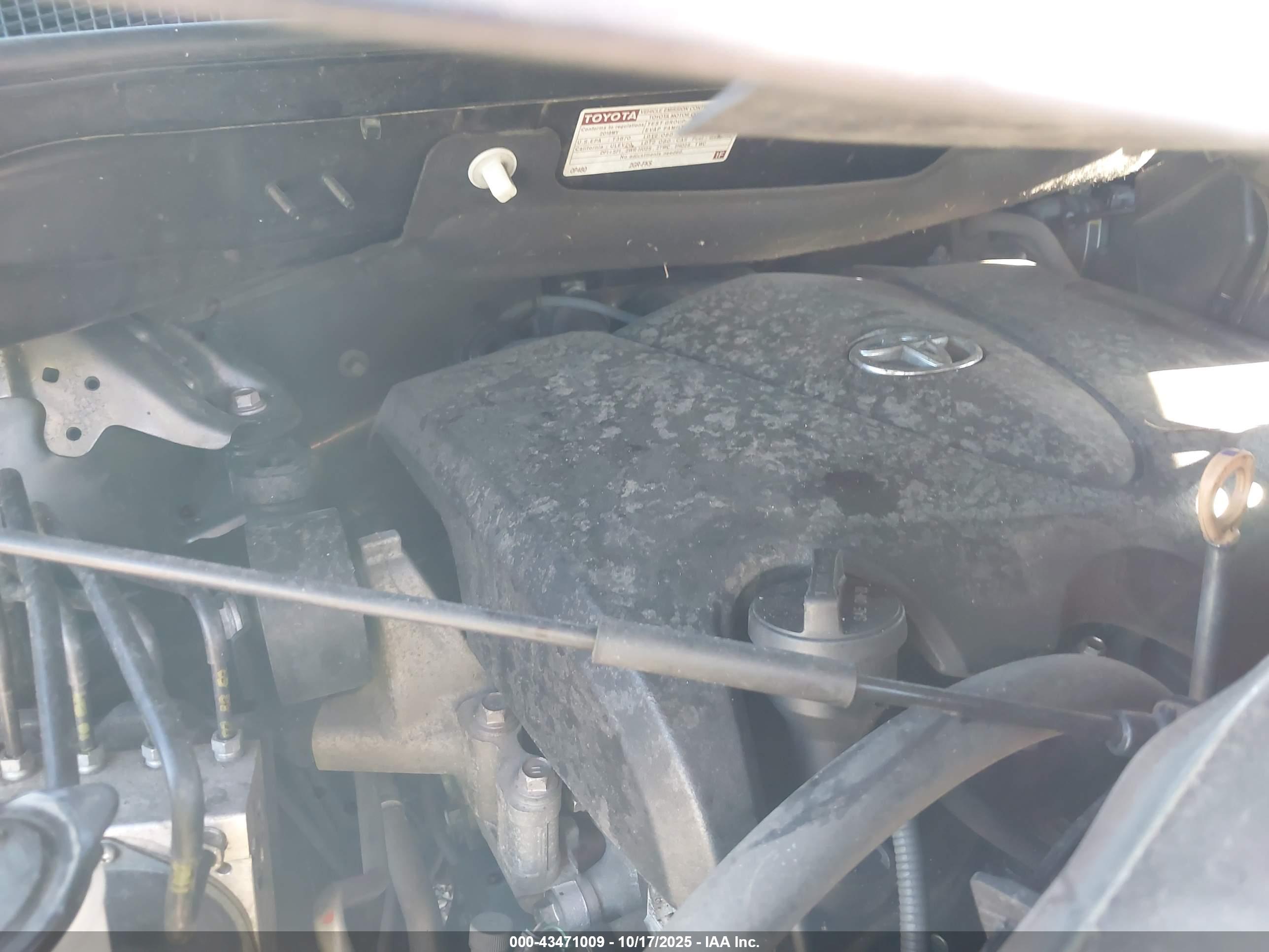 TOYOTA SIENNA image 10