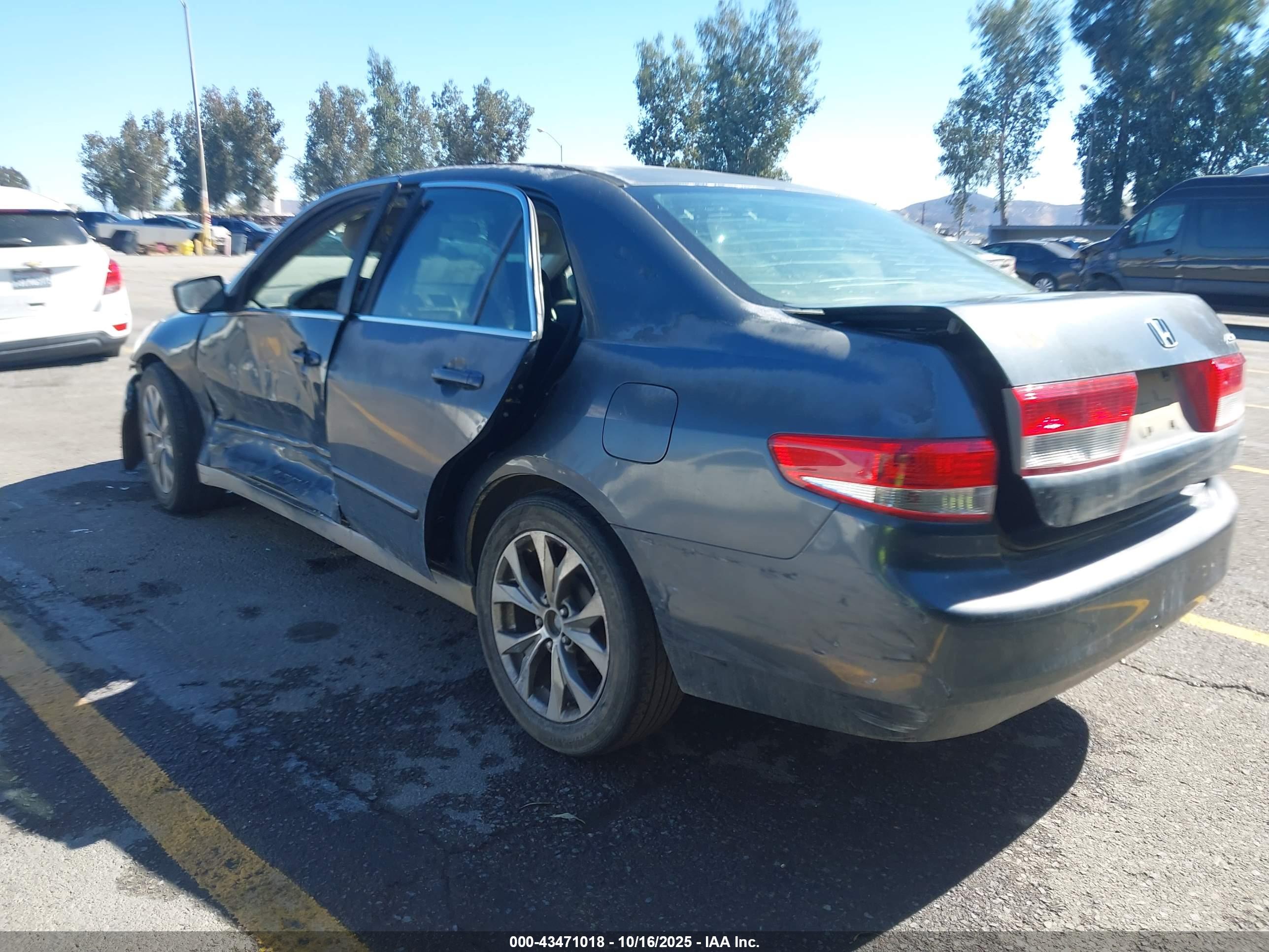 HONDA ACCORD image 3