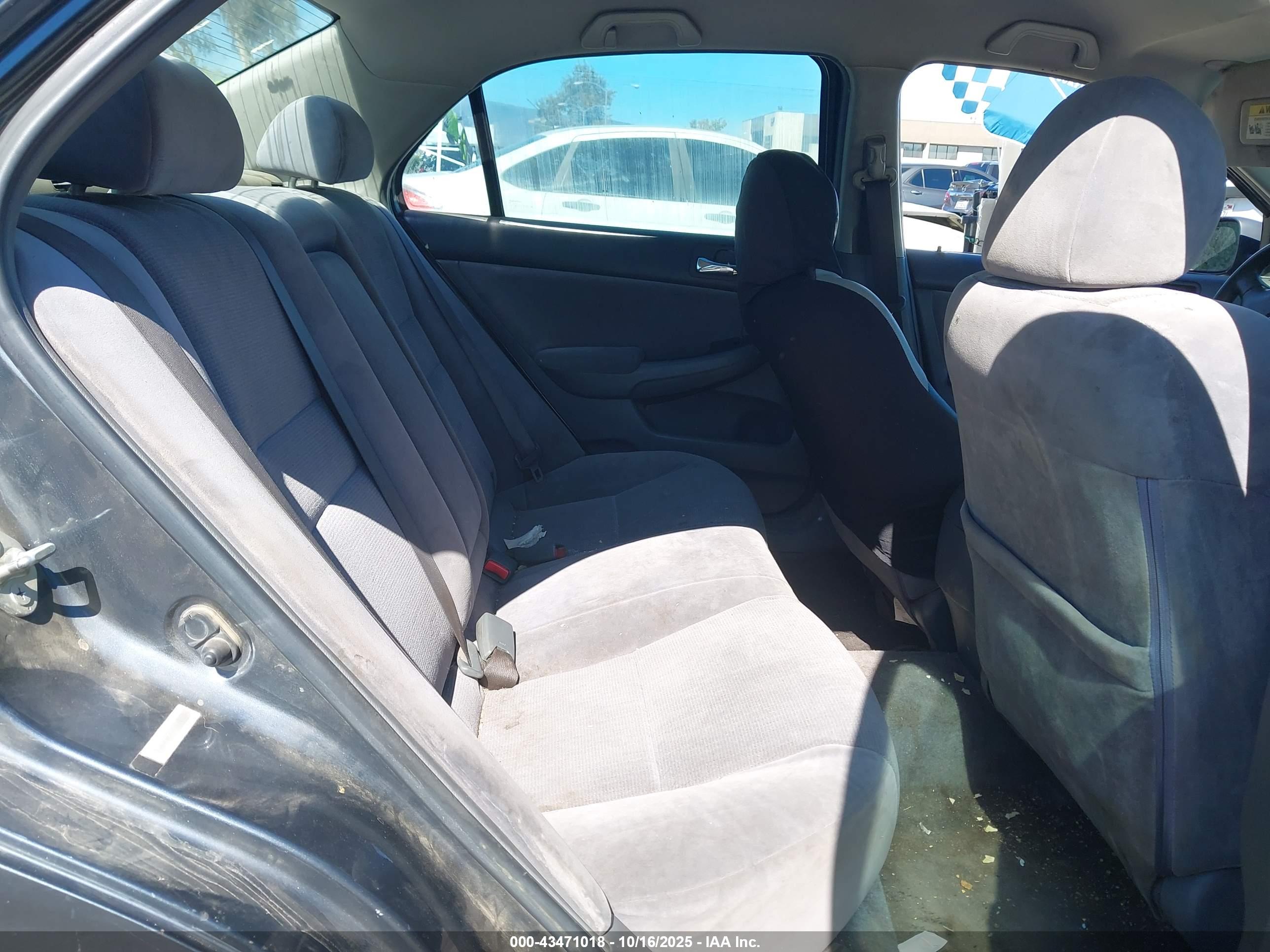 HONDA ACCORD image 8