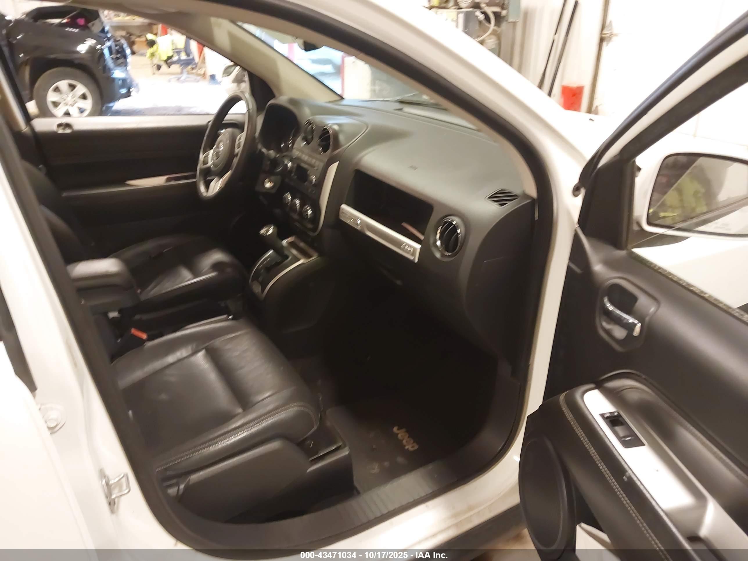 JEEP COMPASS image 5