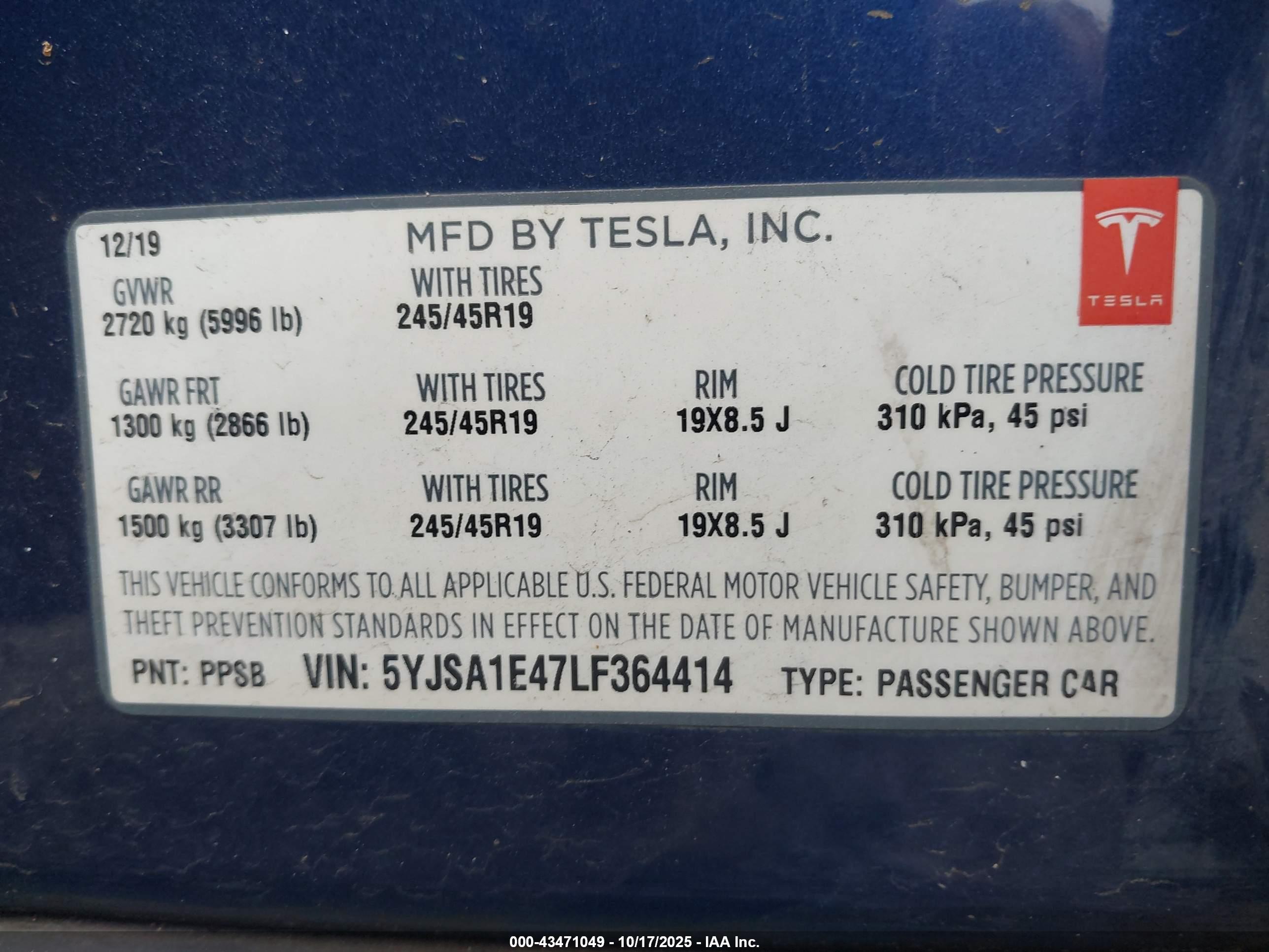 TESLA MODEL image 9