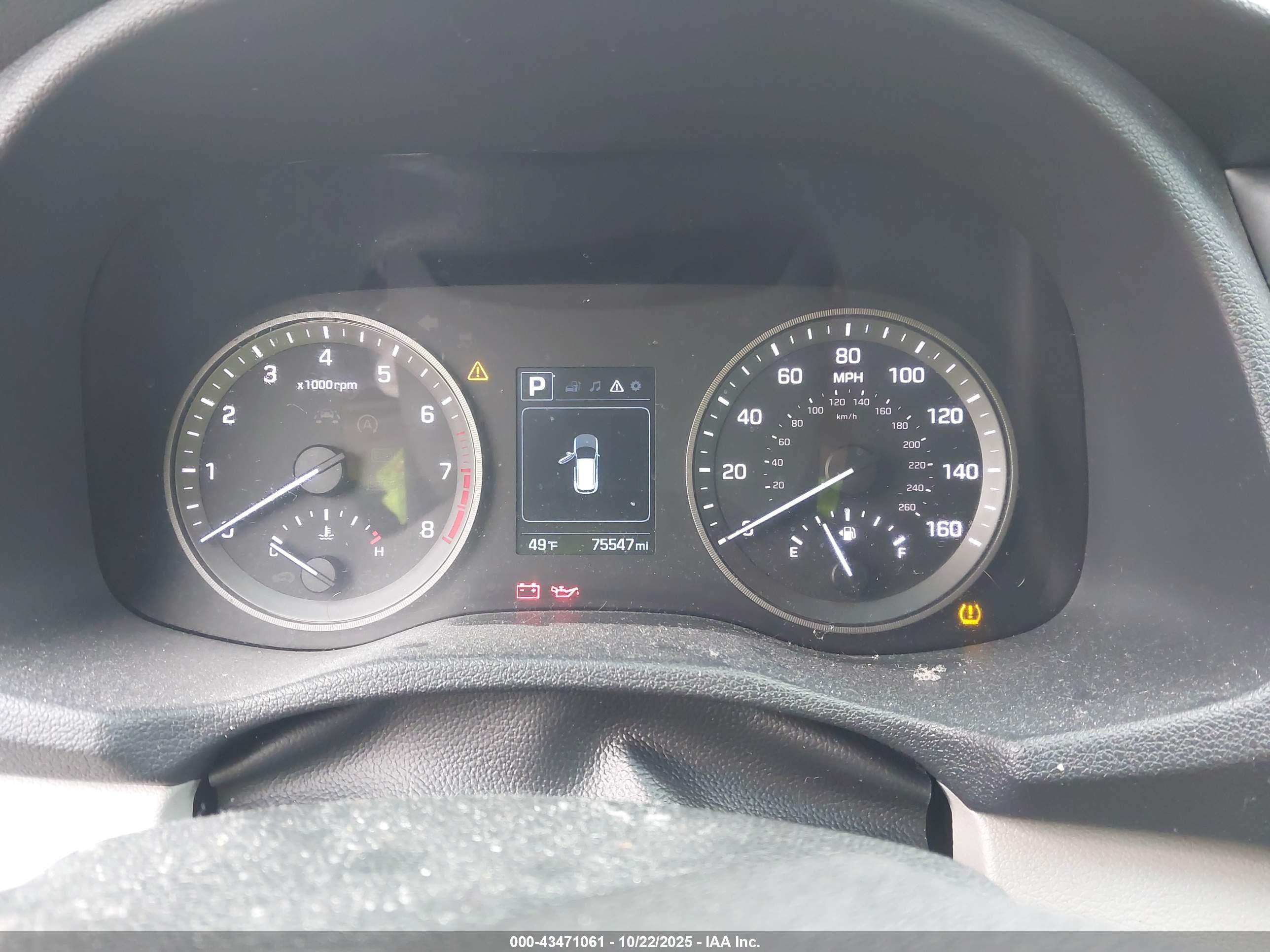 HYUNDAI TUCSON image 7
