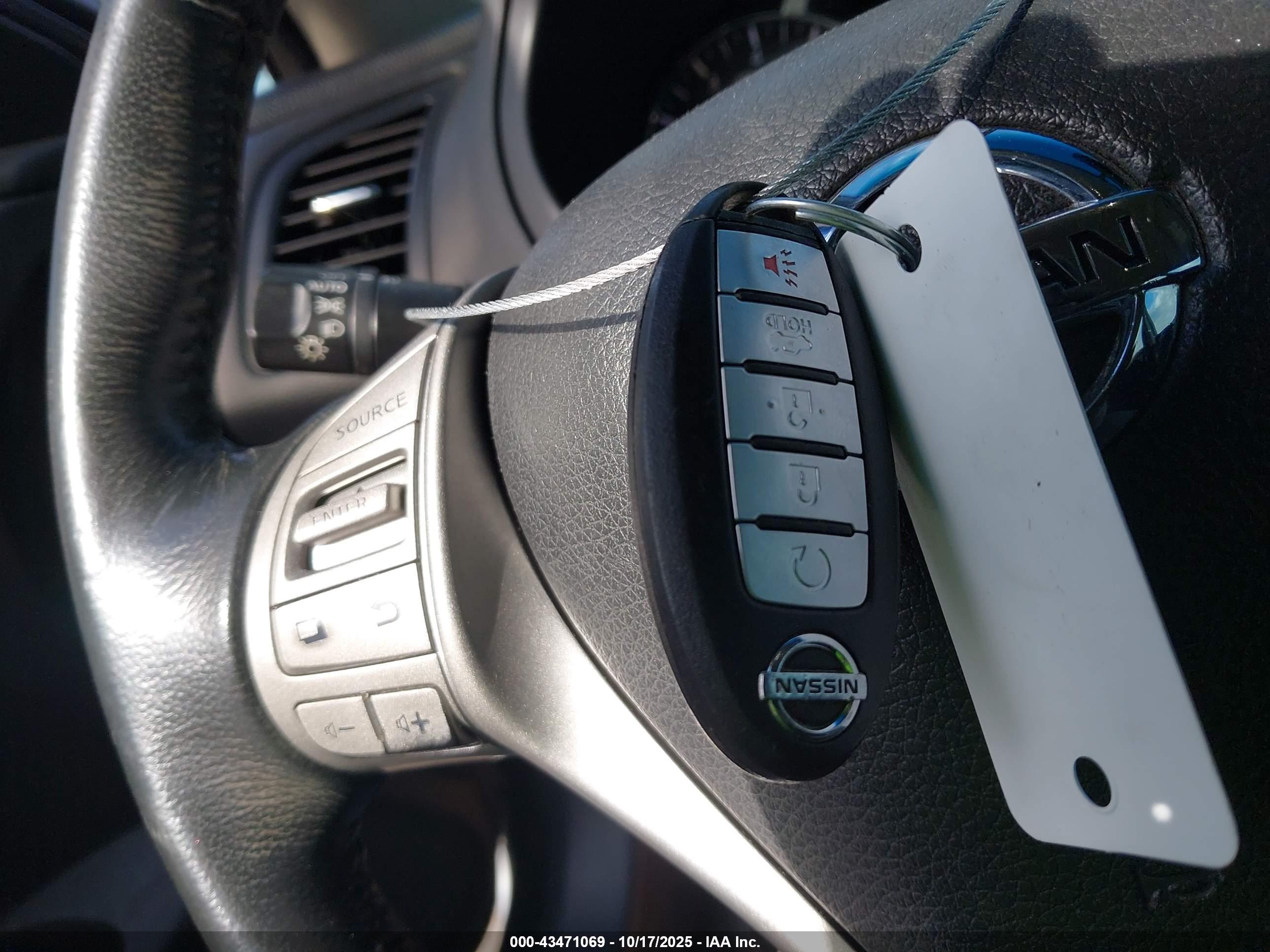 NISSAN ALTIMA image 11