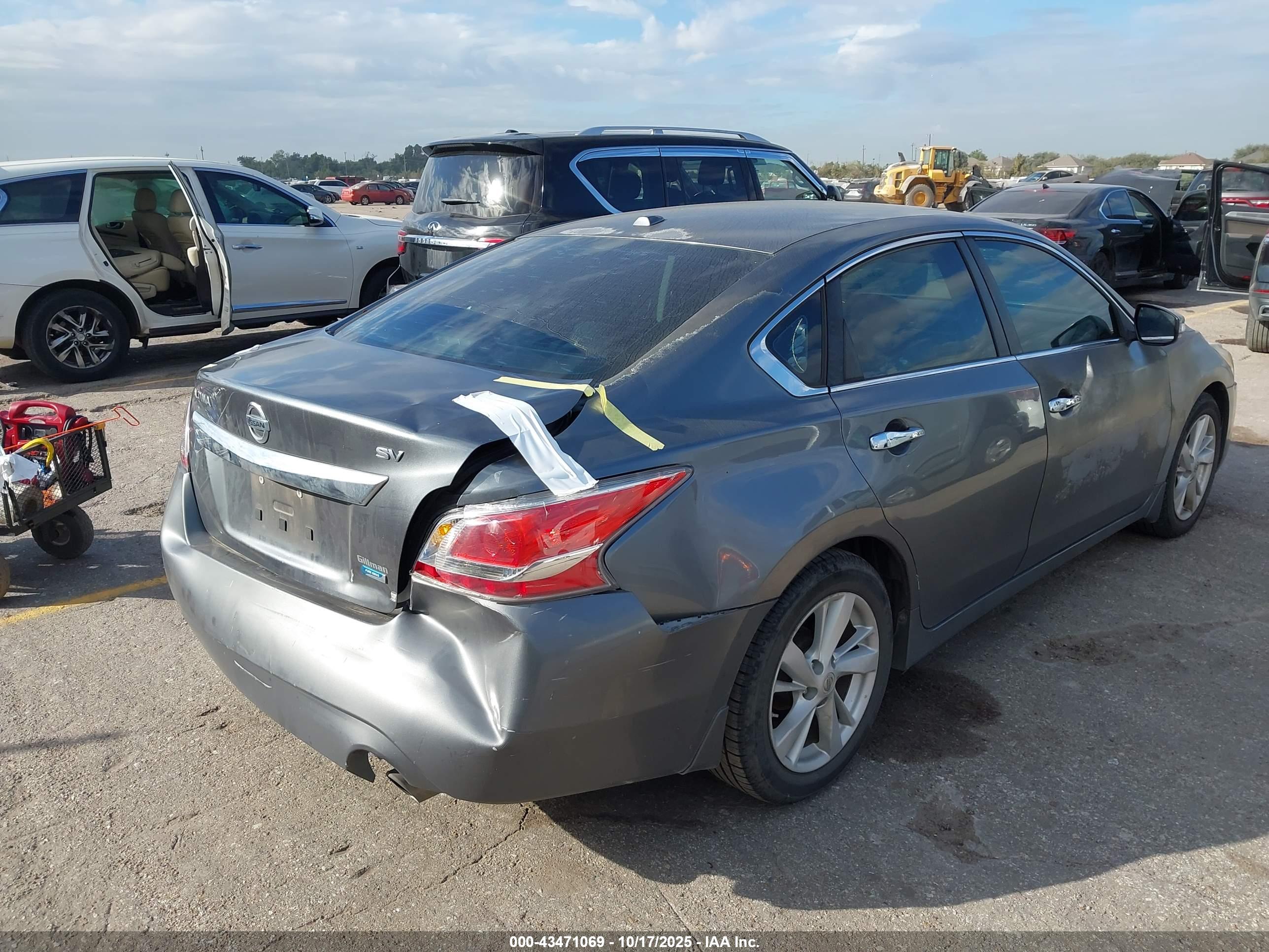 NISSAN ALTIMA image 4