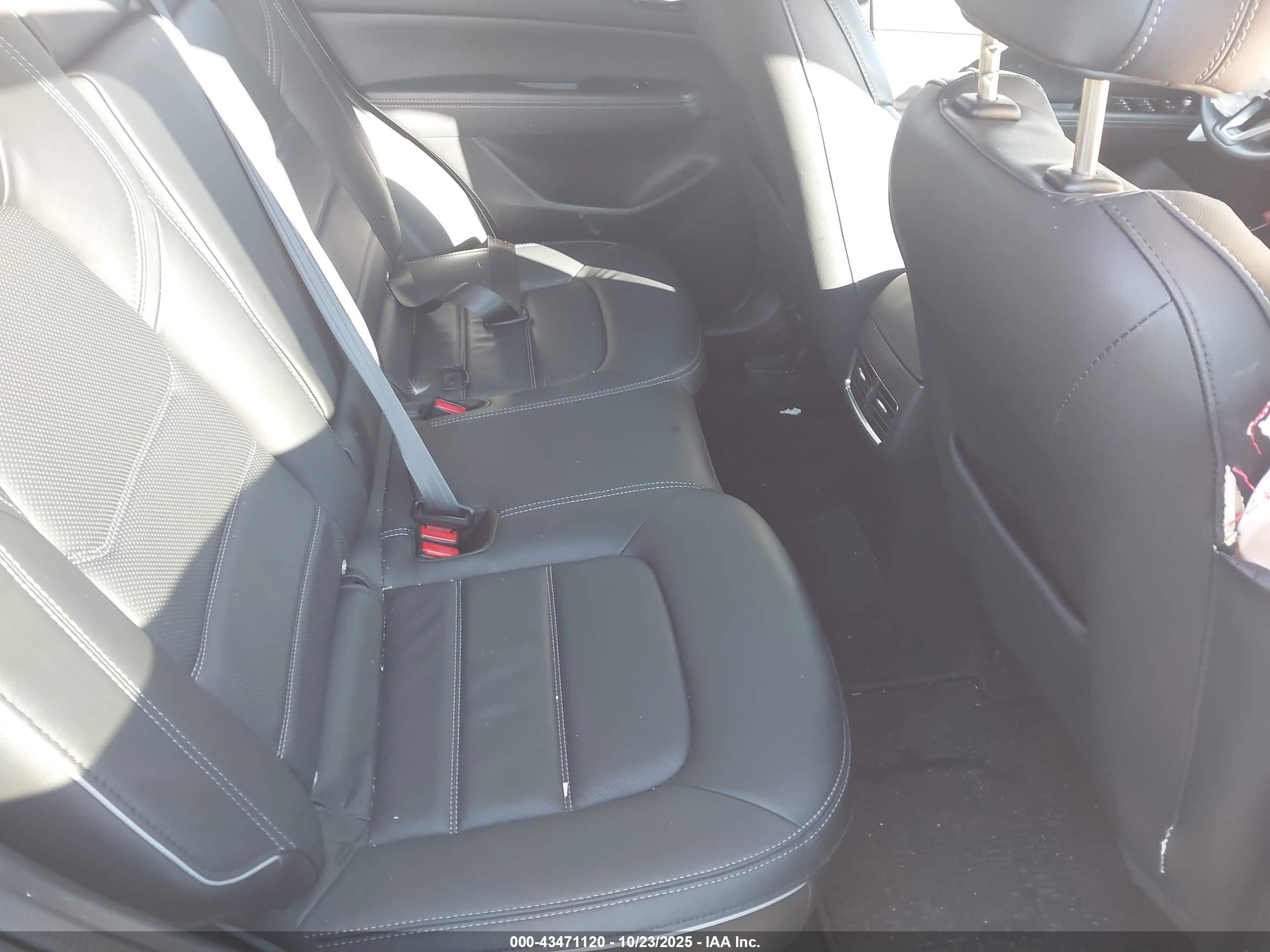 MAZDA CX-5 image 8
