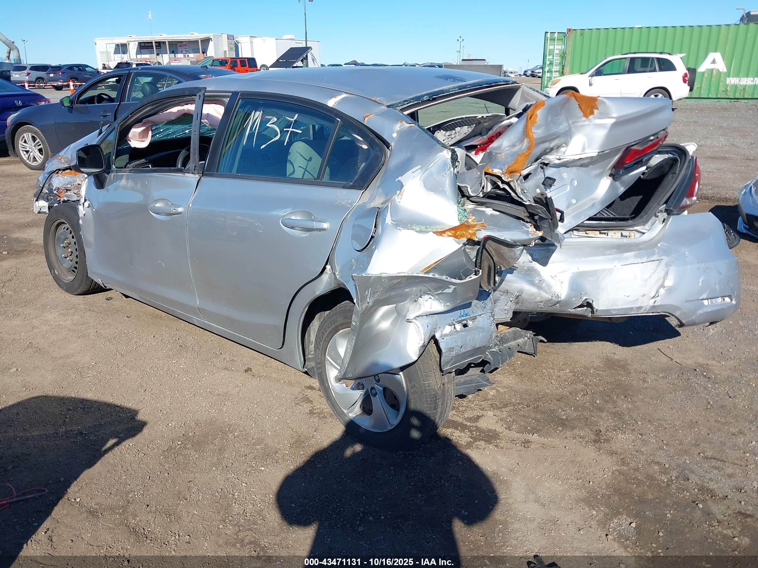 HONDA CIVIC image 3