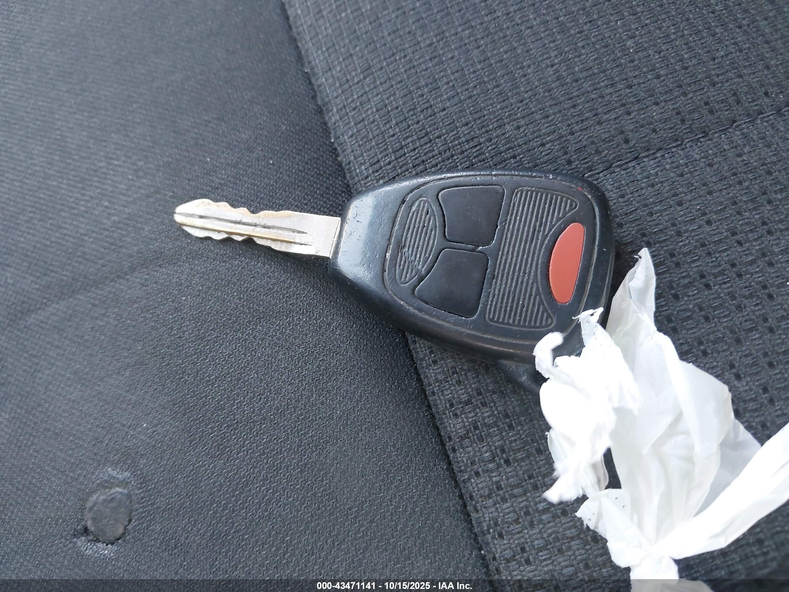DODGE NITRO image 11