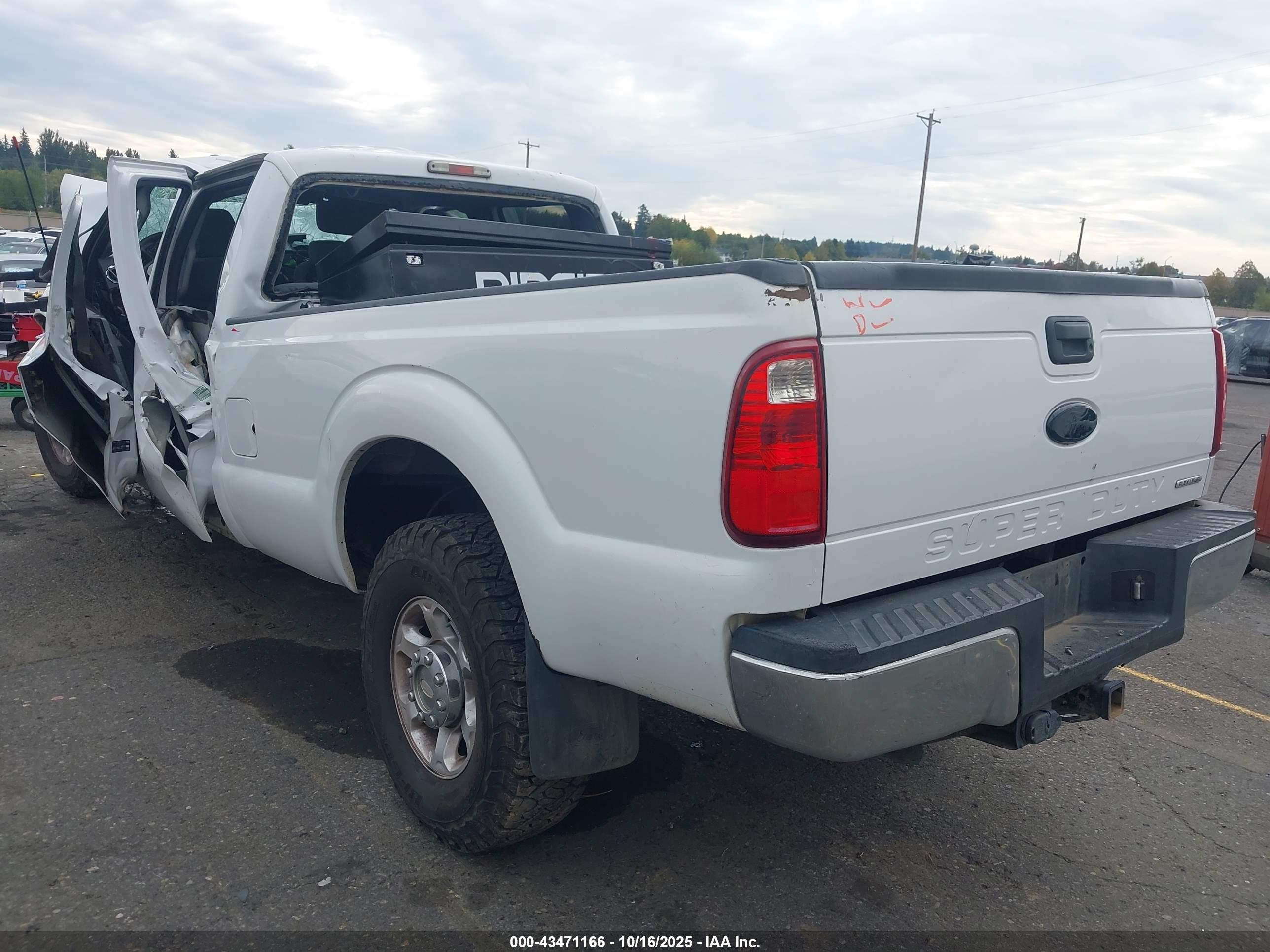 FORD F-350 image 3