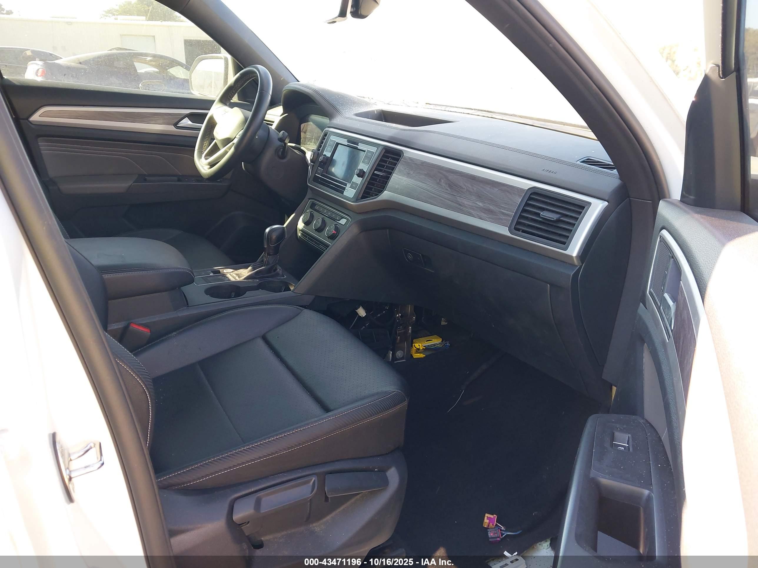 VOLKSWAGEN ATLAS image 5