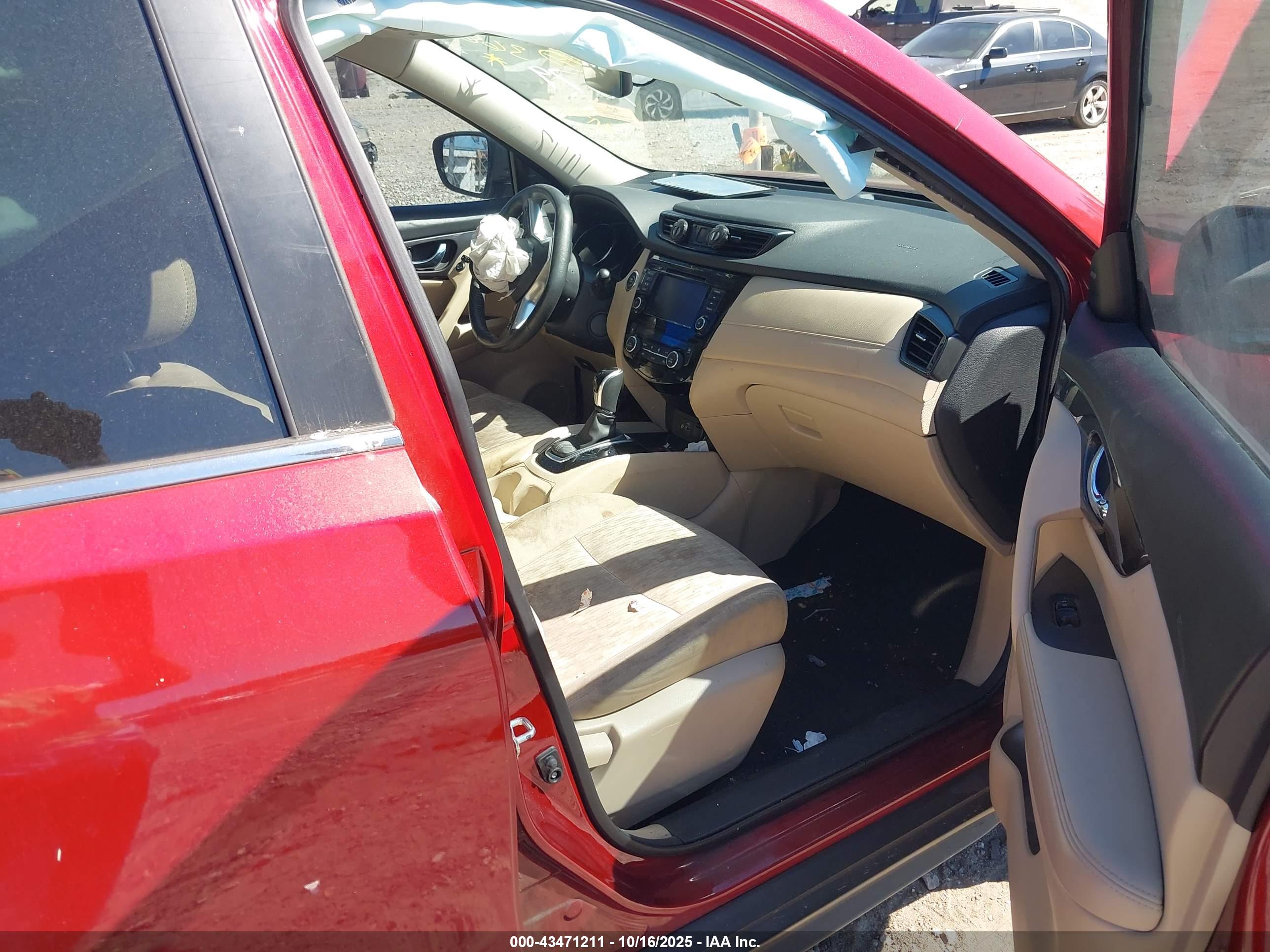 NISSAN ROGUE image 5