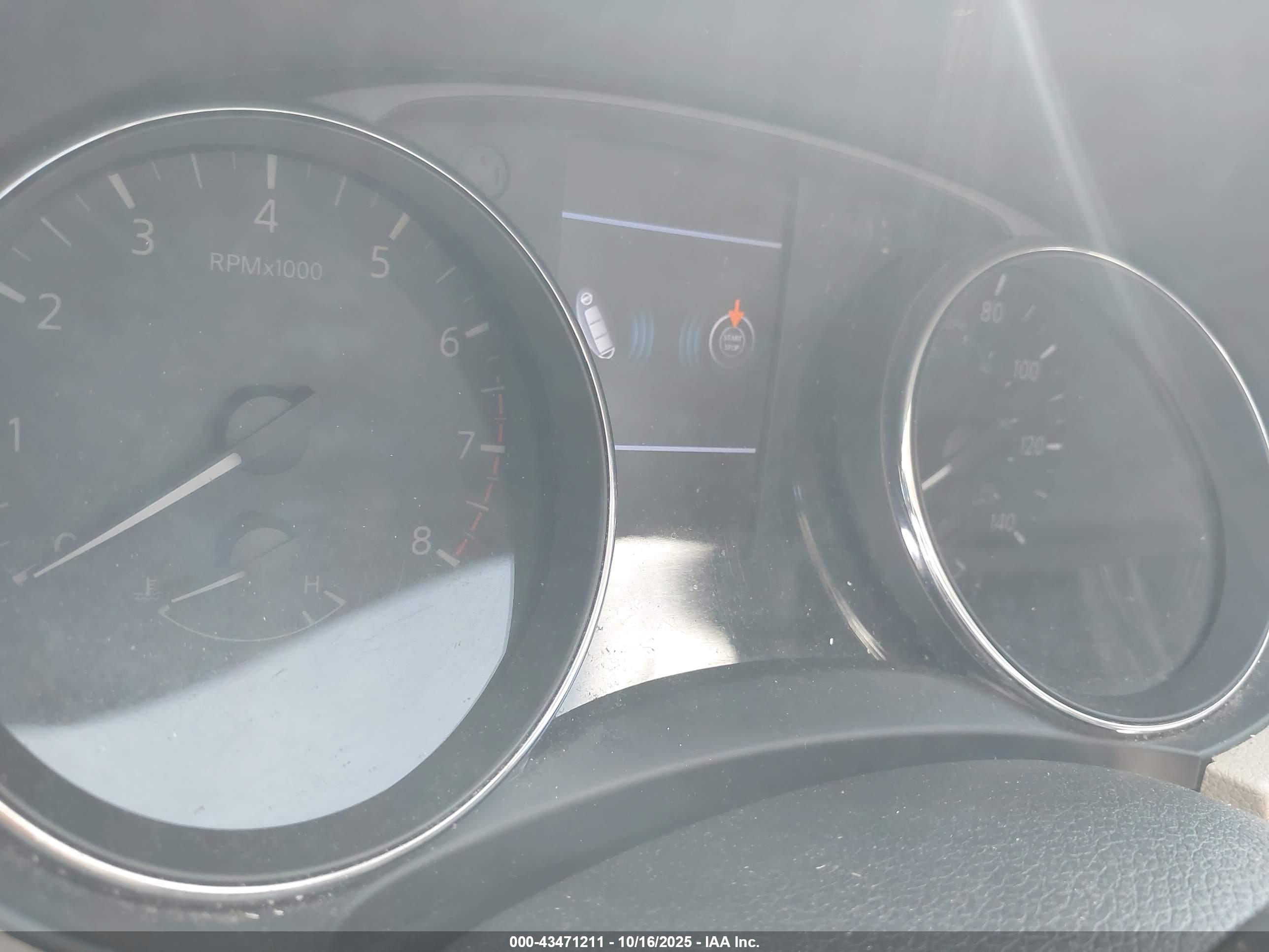 NISSAN ROGUE image 7