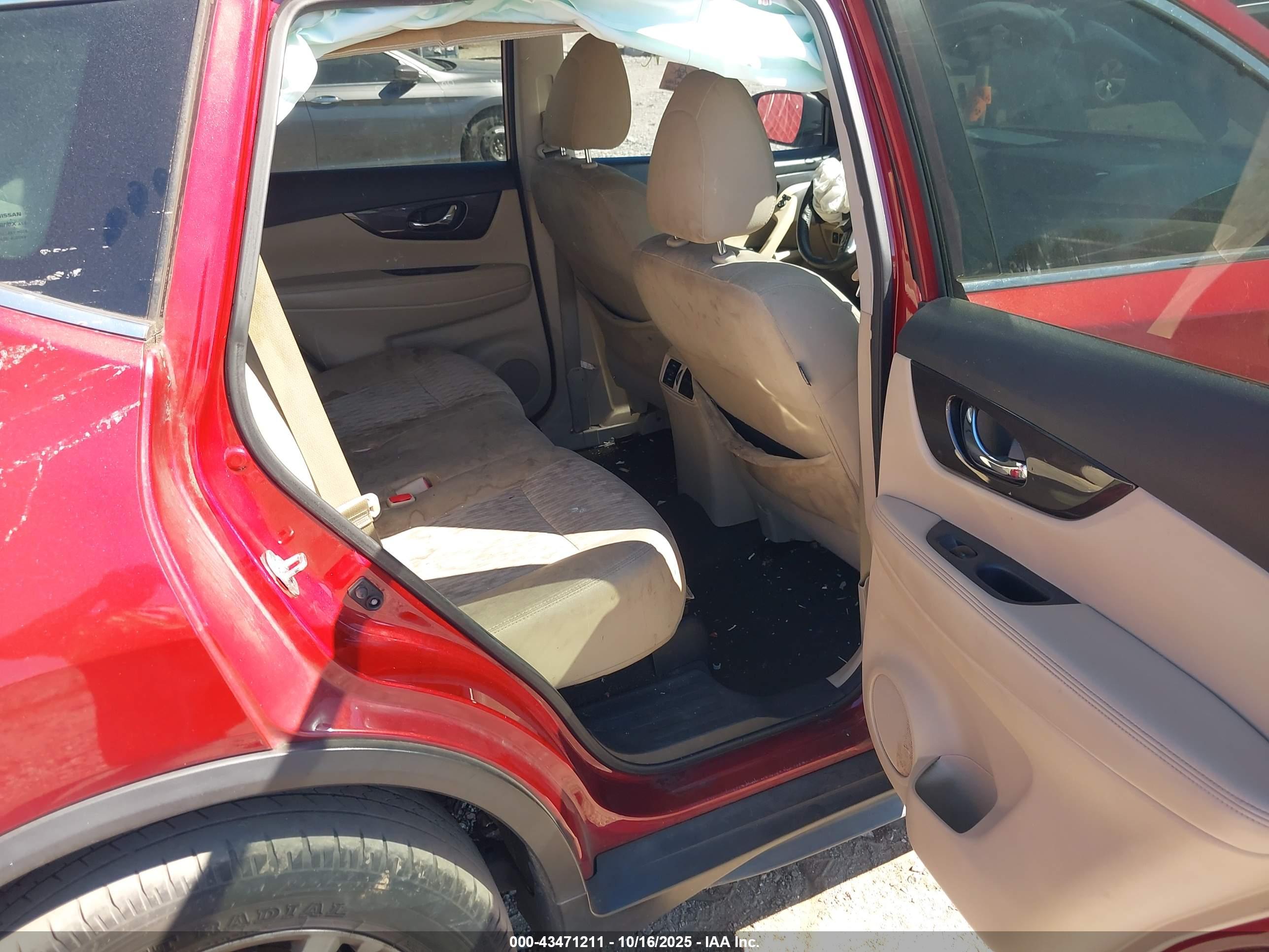 NISSAN ROGUE image 8