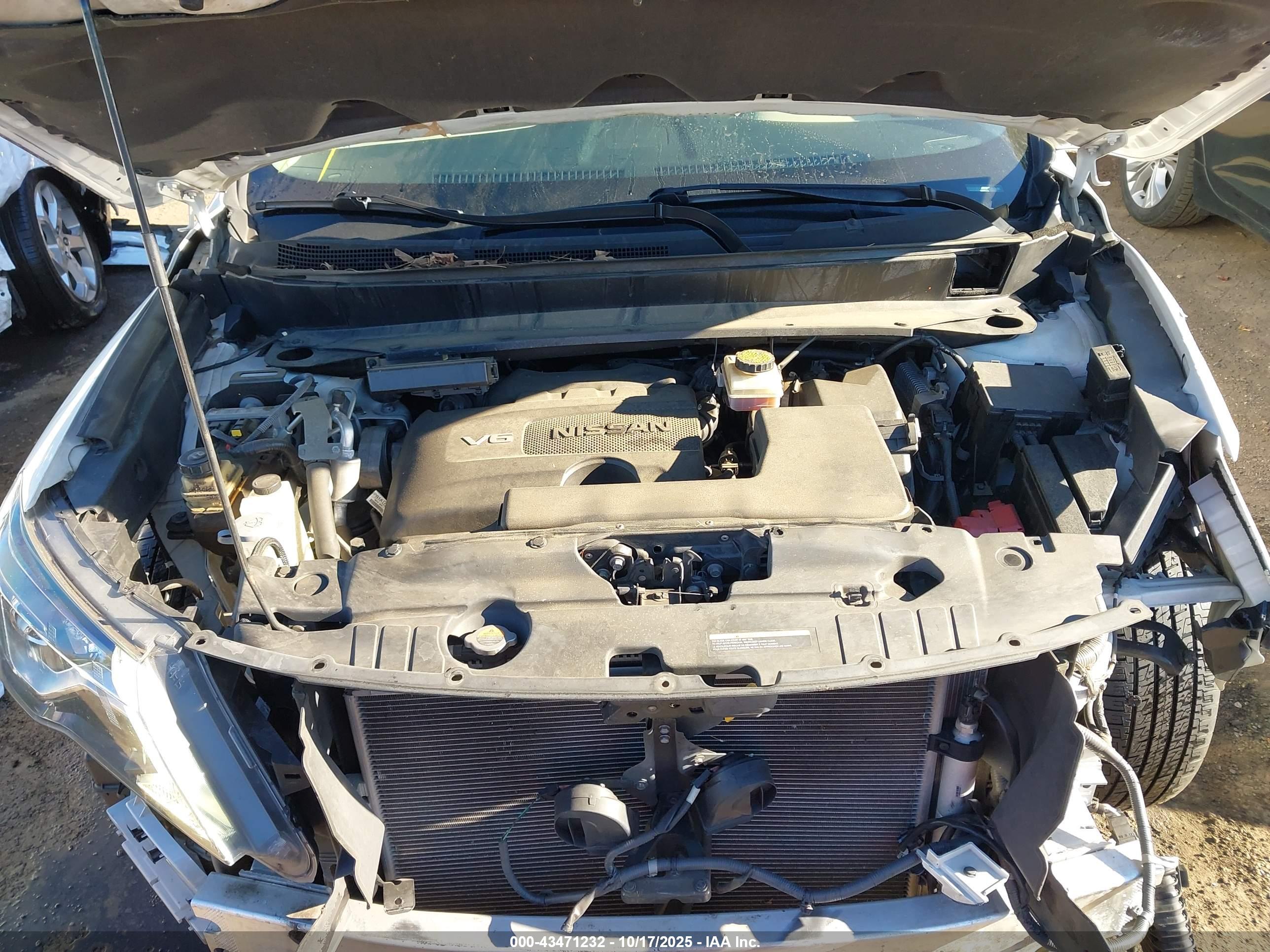 NISSAN PATHFINDER image 10