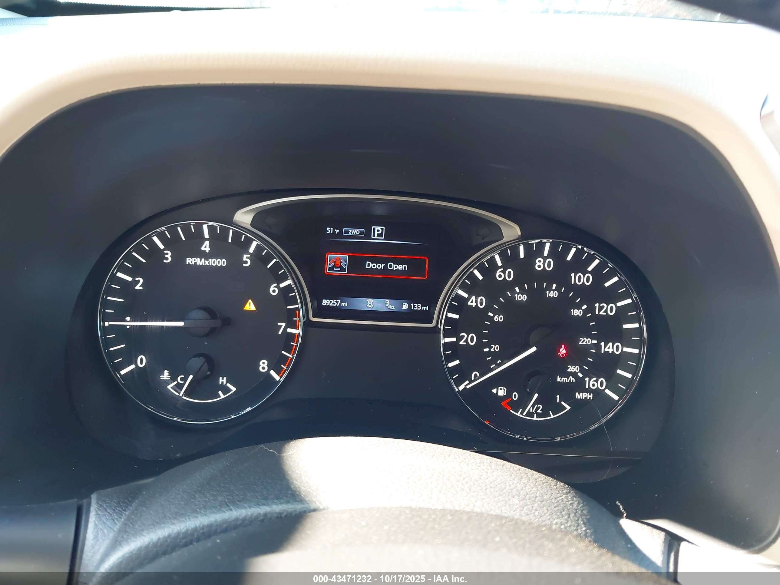 NISSAN PATHFINDER image 7