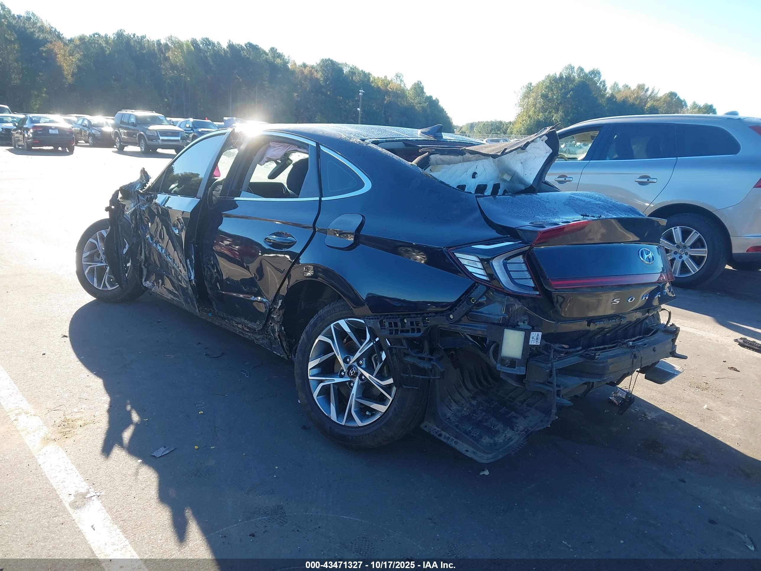 HYUNDAI SONATA image 3