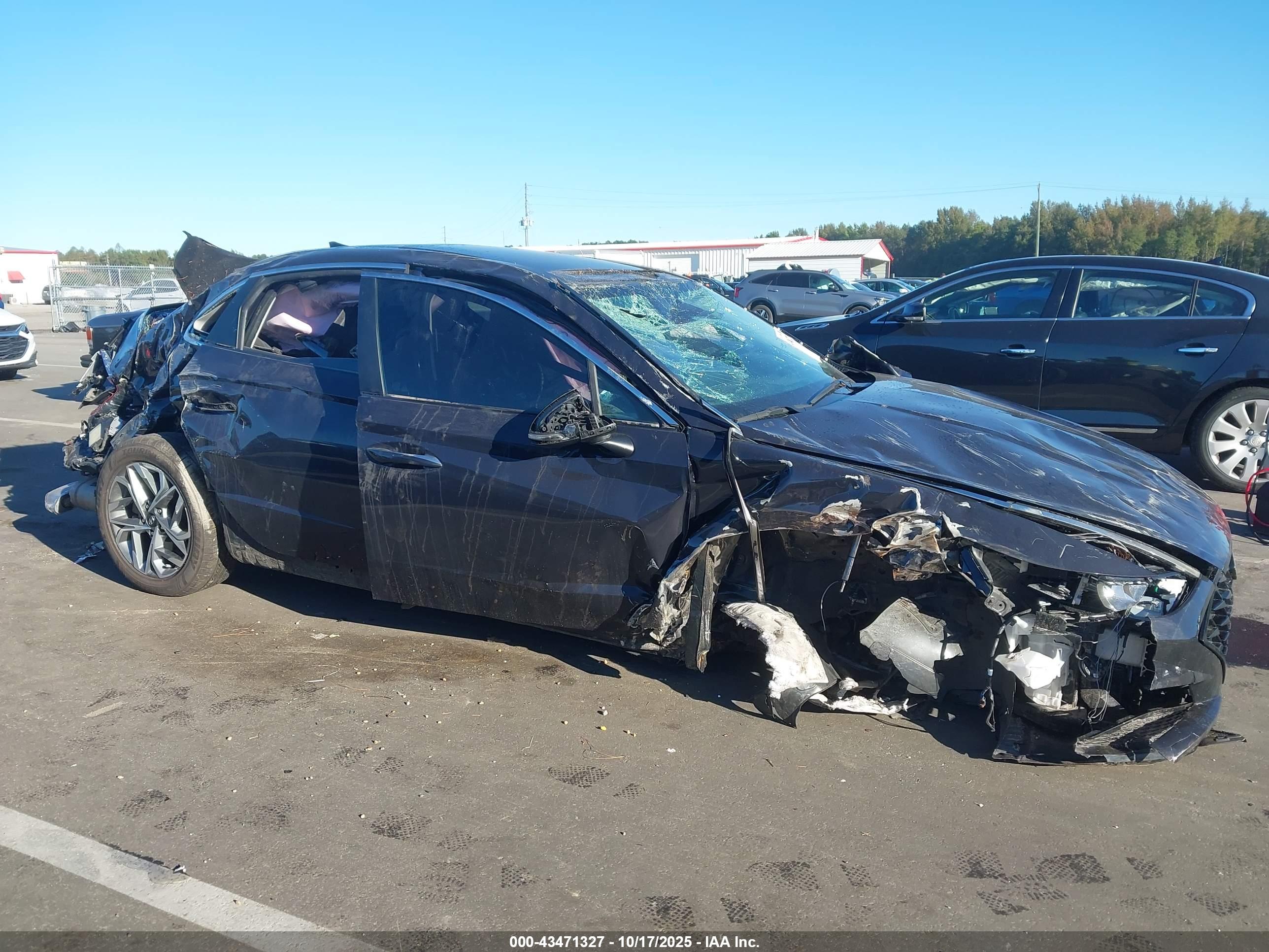 HYUNDAI SONATA image 6