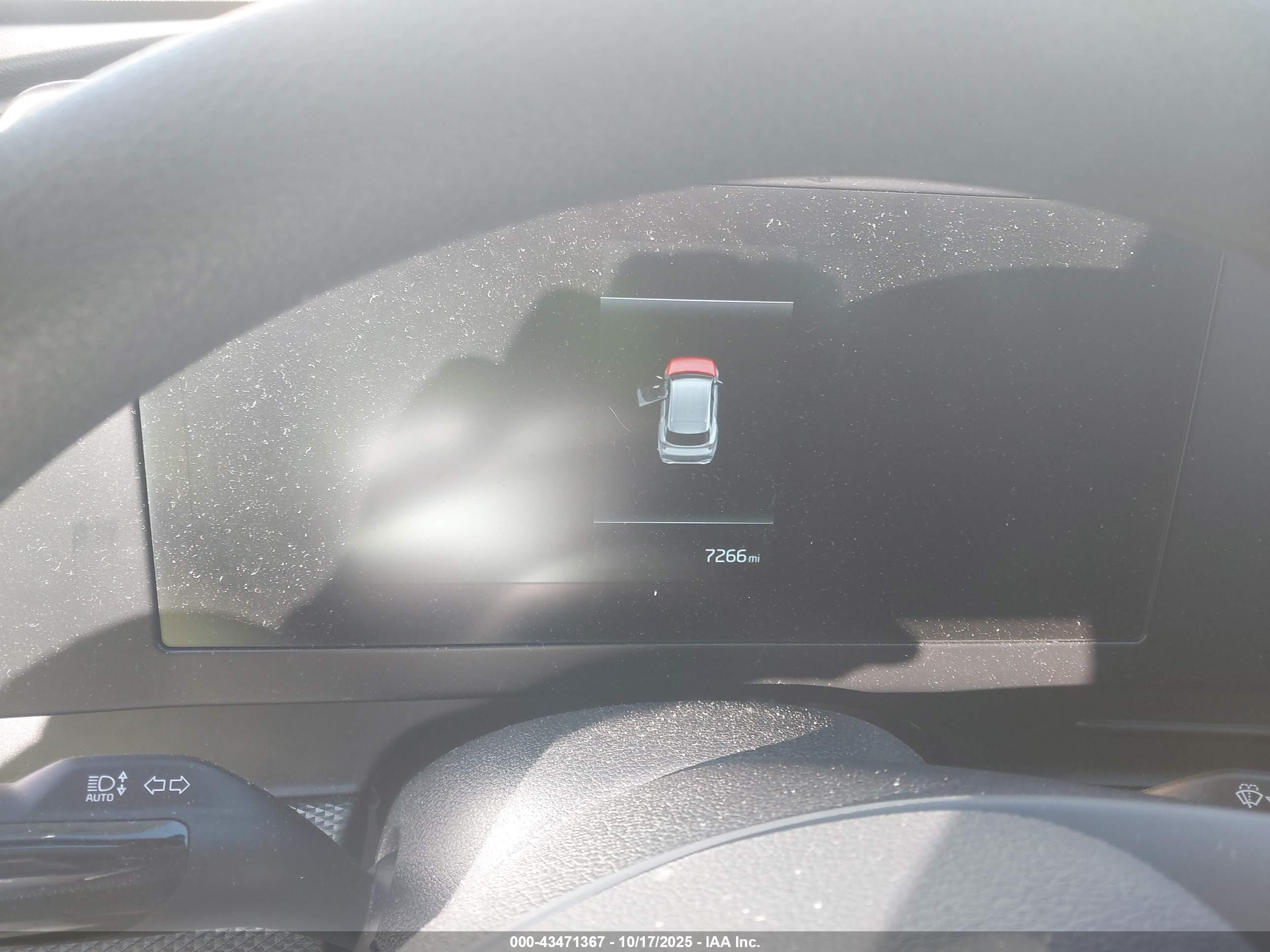 KIA SPORTAGE image 7