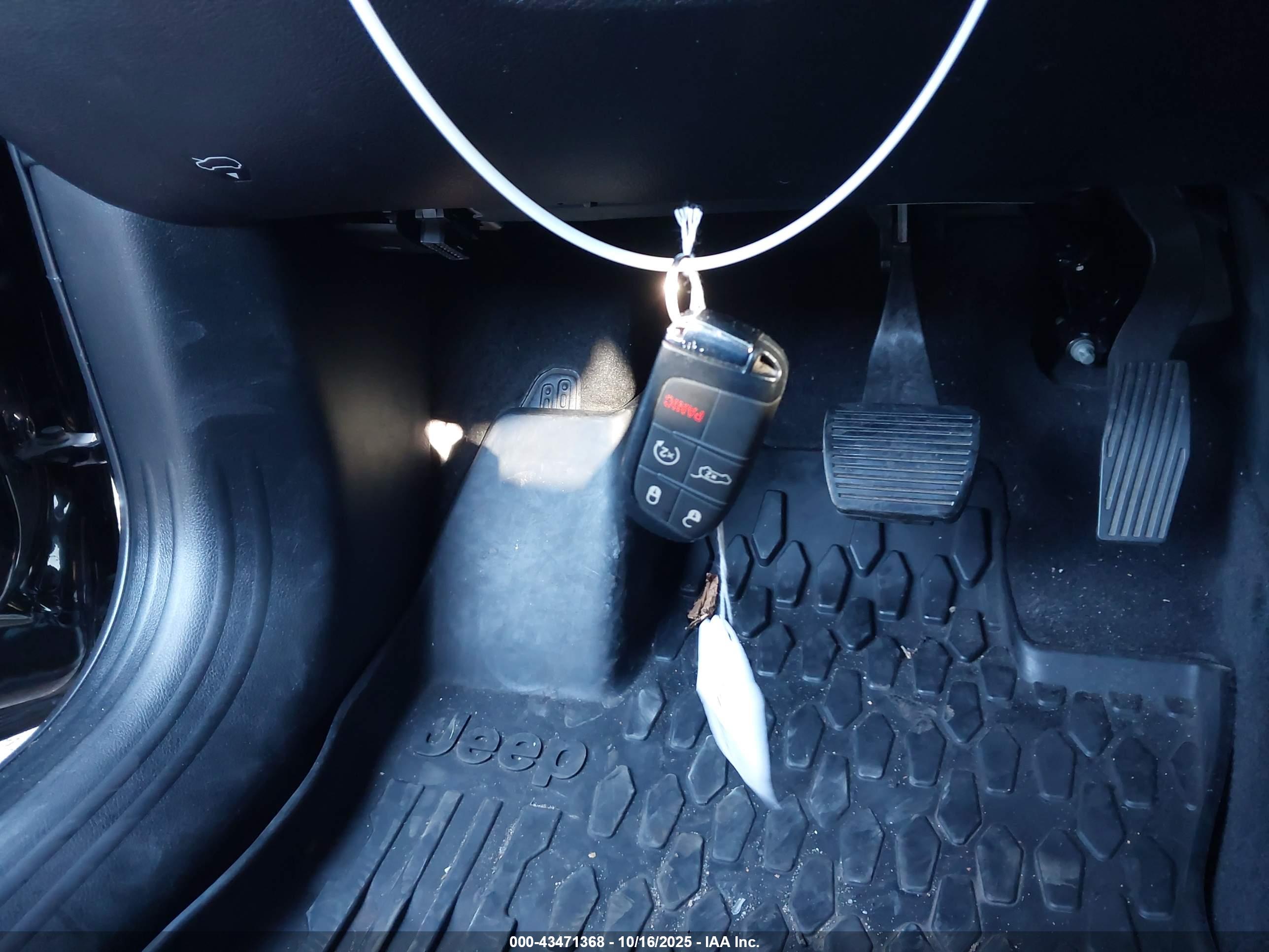 JEEP COMPASS image 11