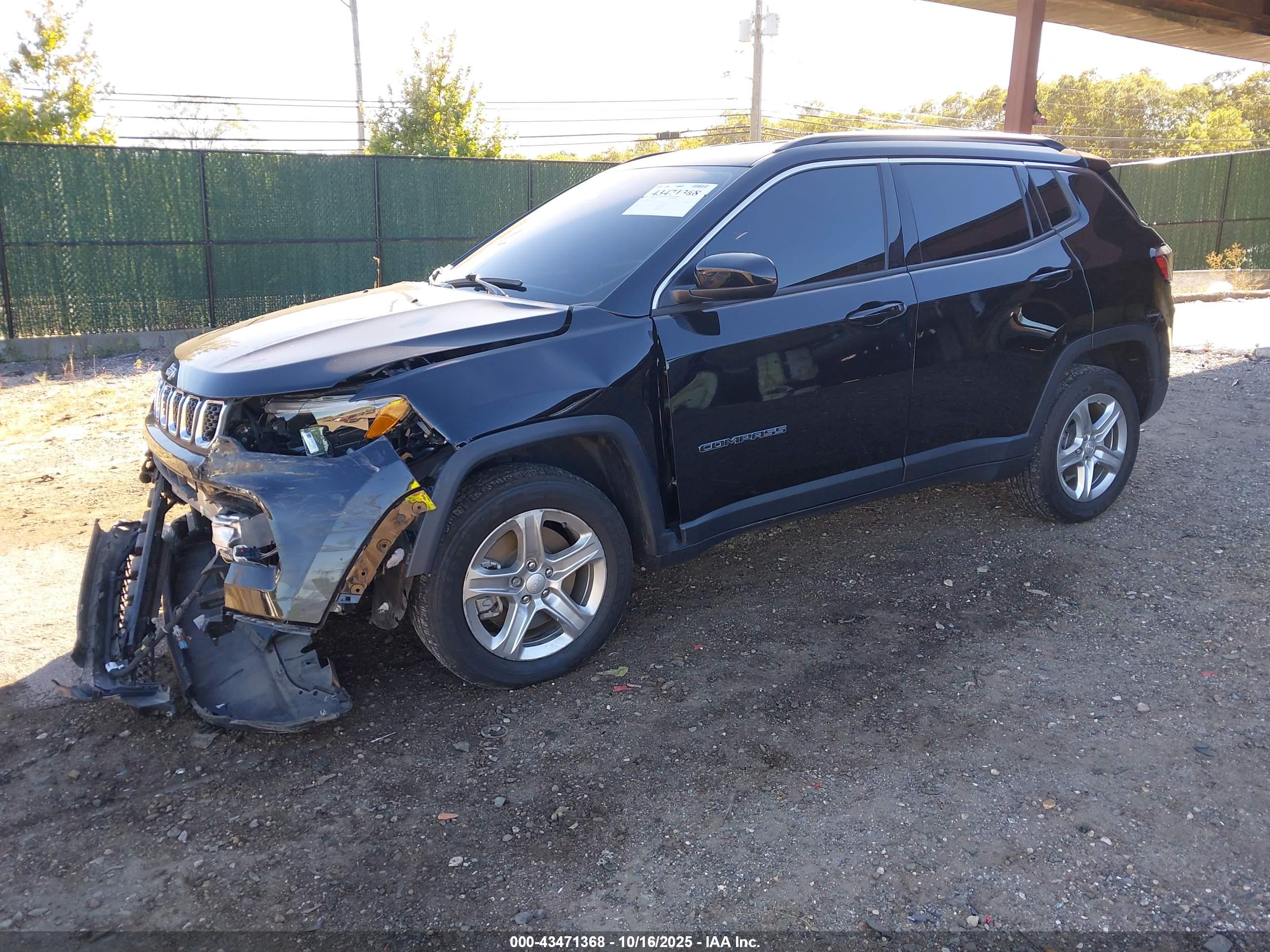 JEEP COMPASS image 2