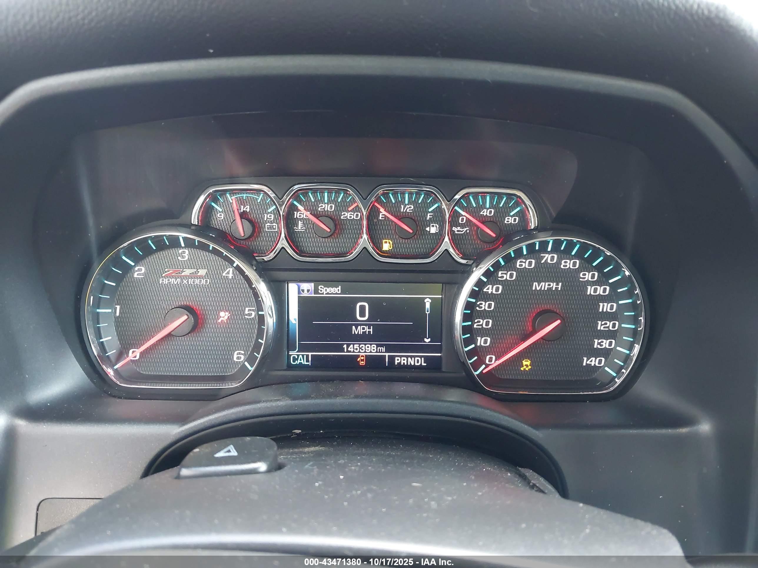 CHEVROLET SILVERADO image 7