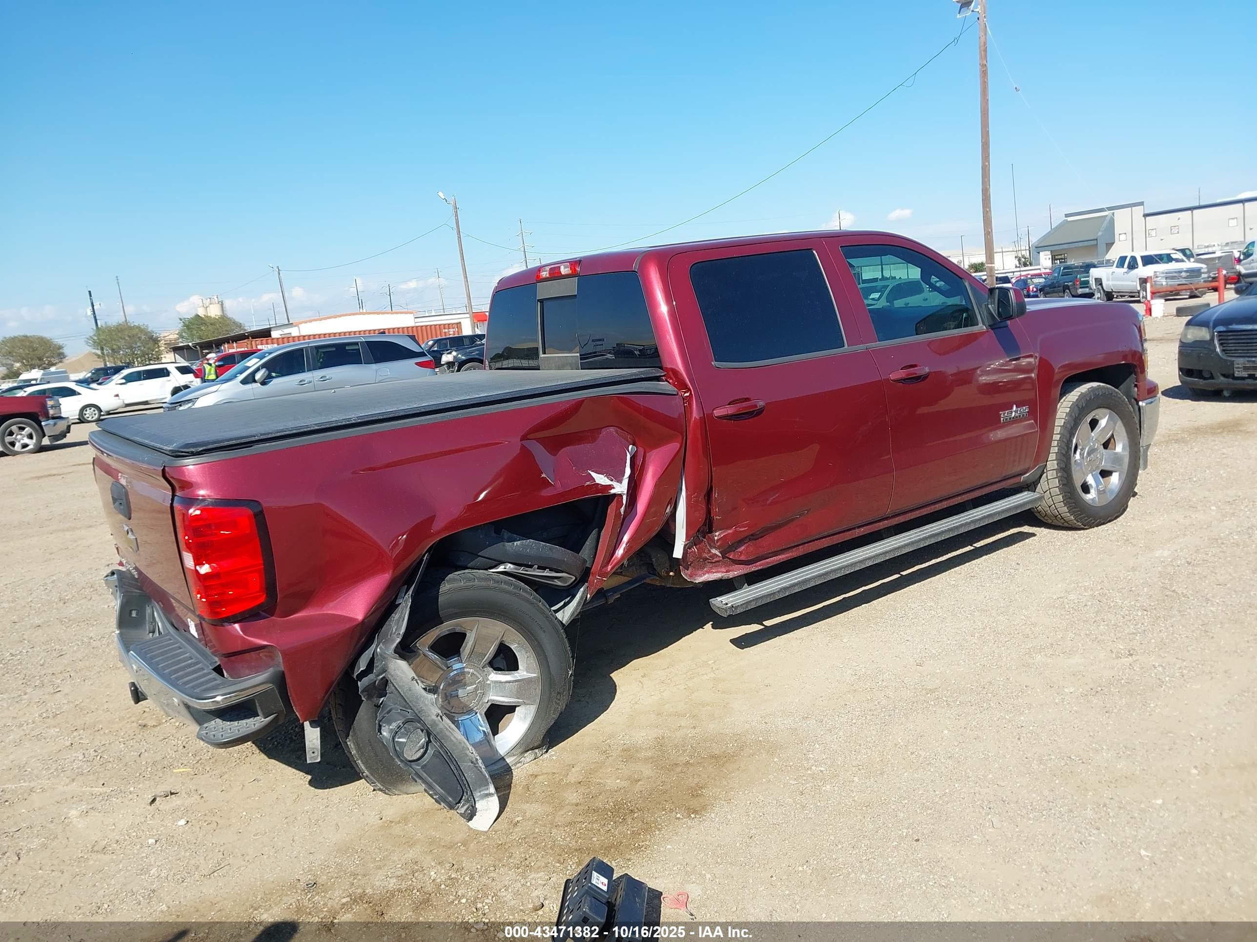 CHEVROLET SILVERADO image 4