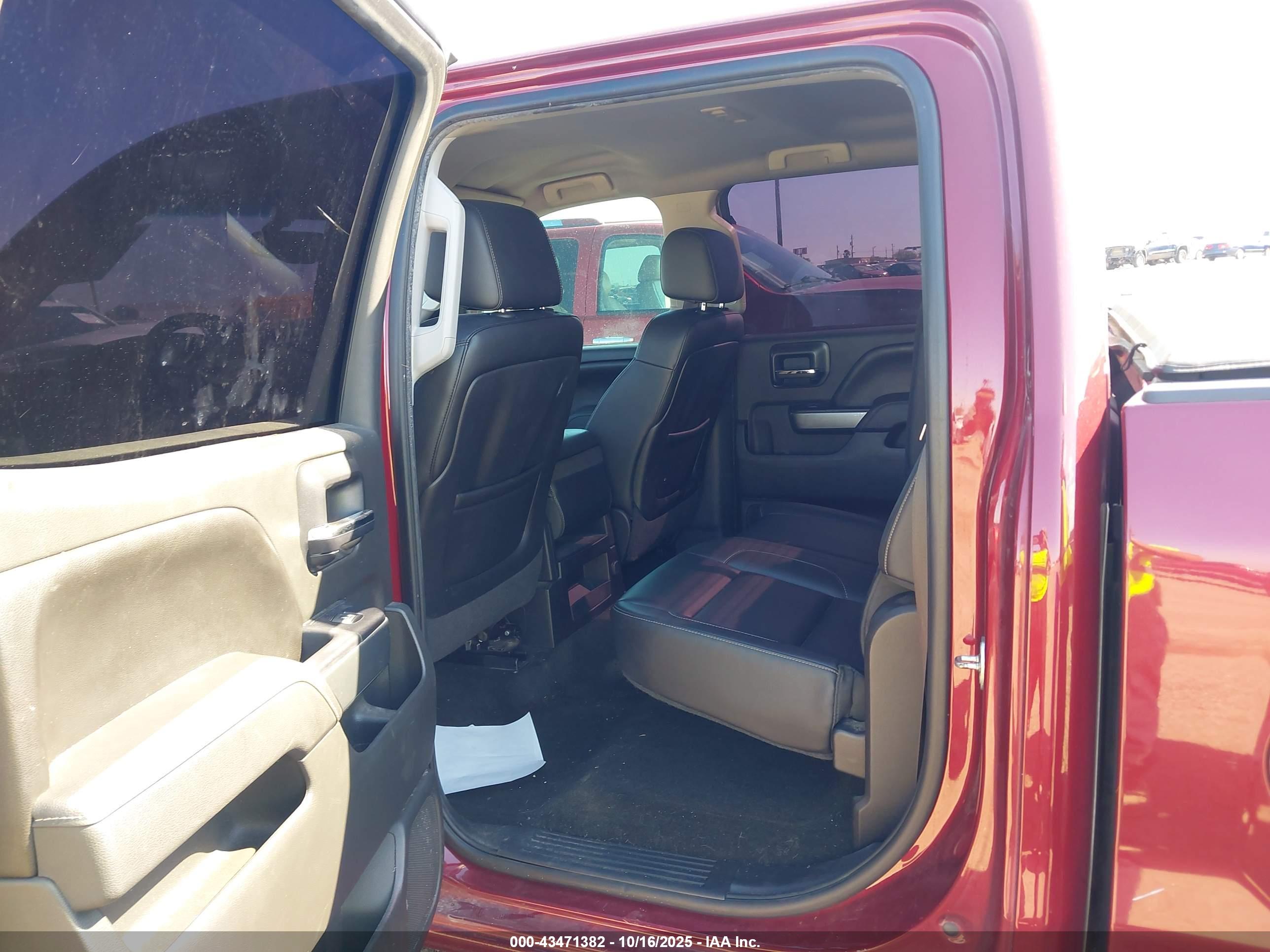 CHEVROLET SILVERADO image 8