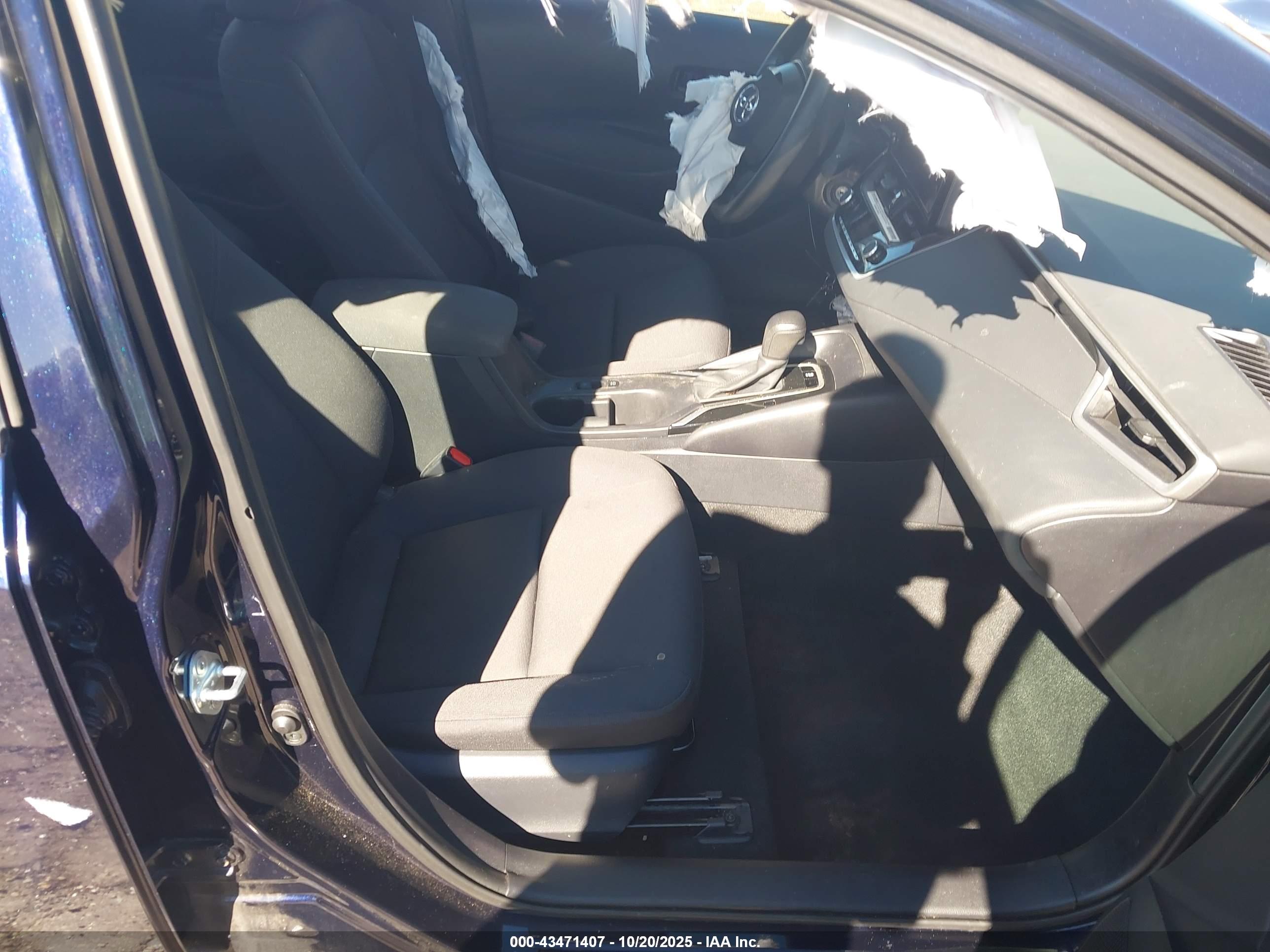 TOYOTA COROLLA image 5