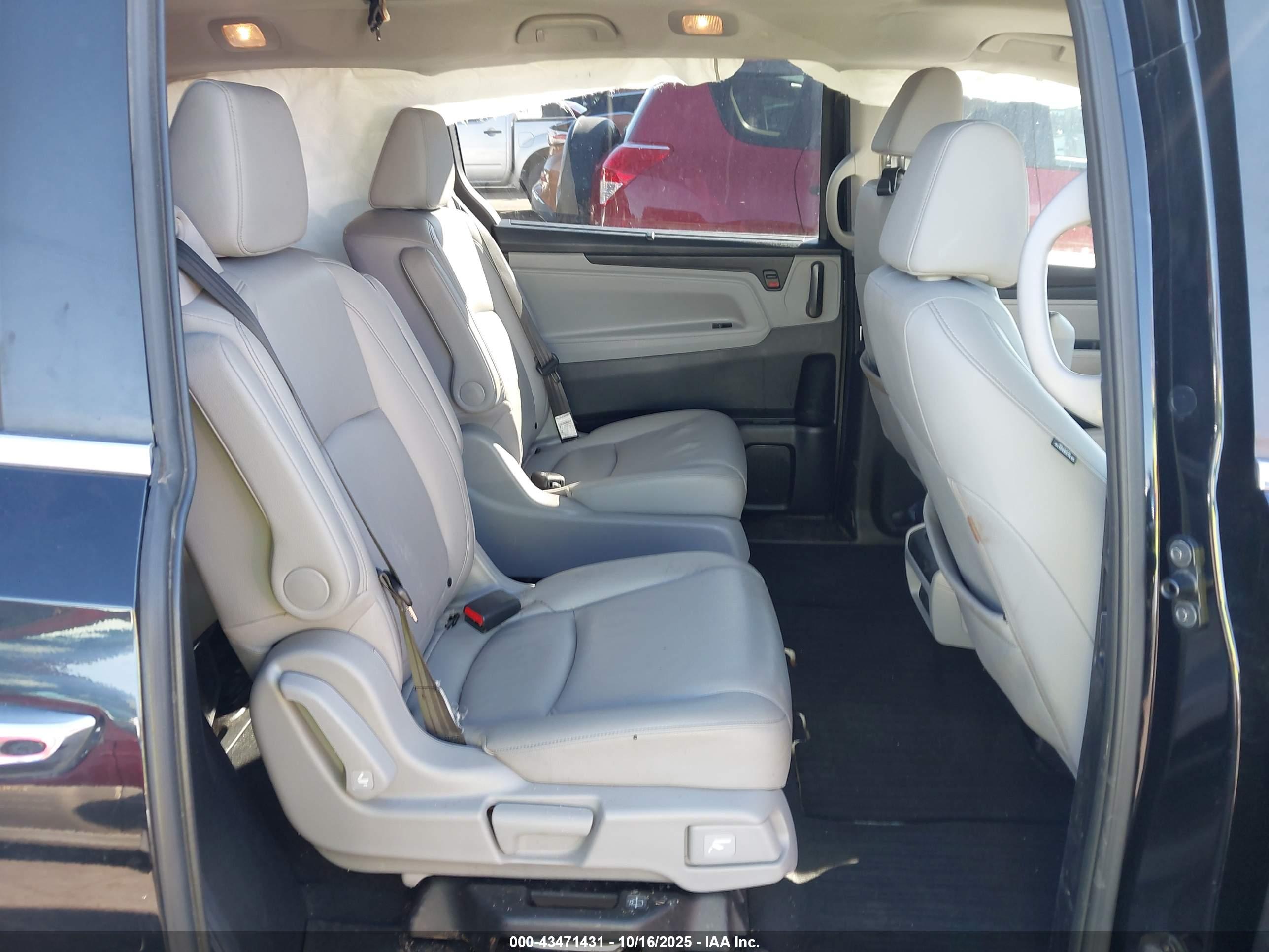 HONDA ODYSSEY image 8