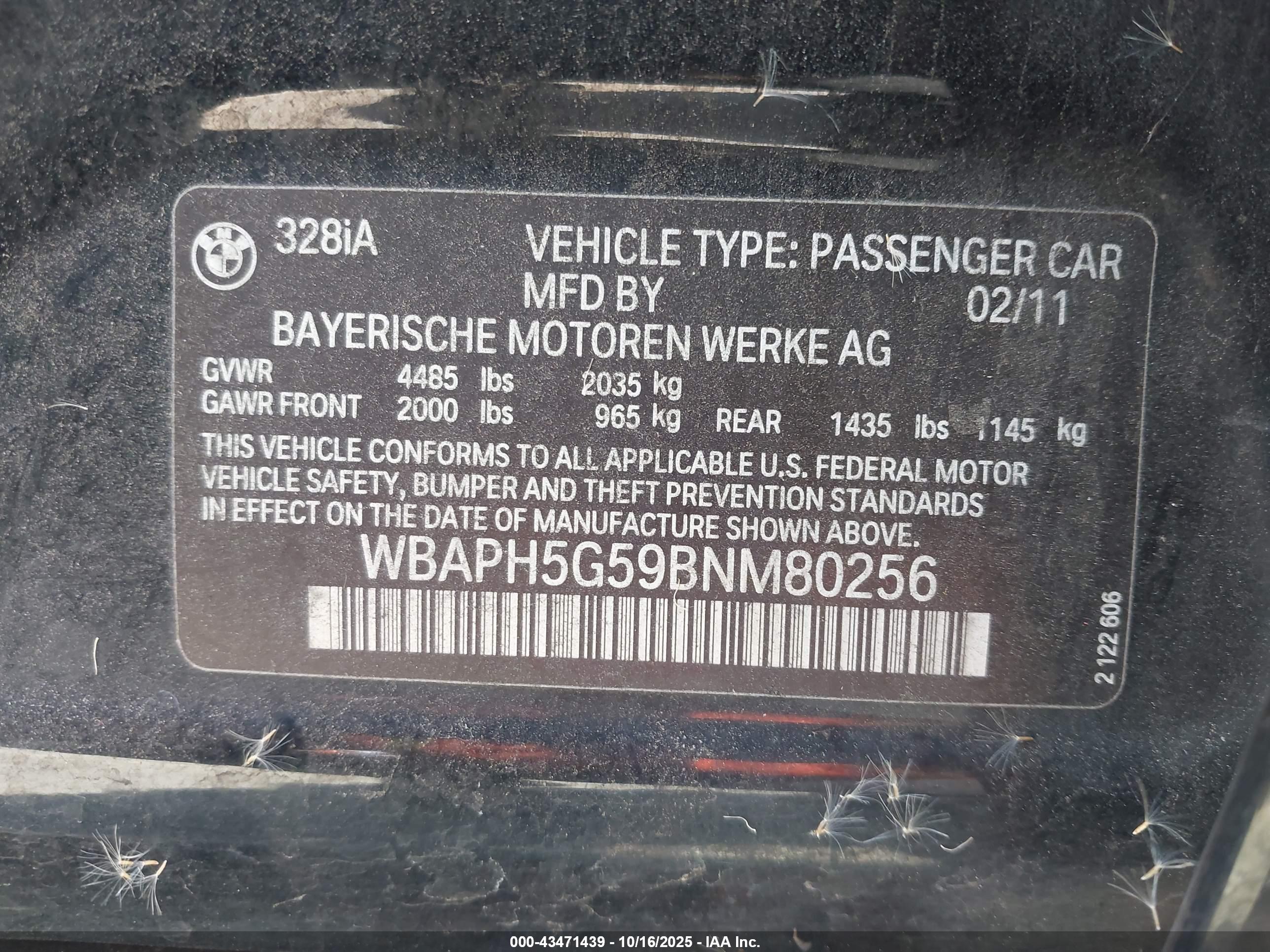 BMW 328I image 9