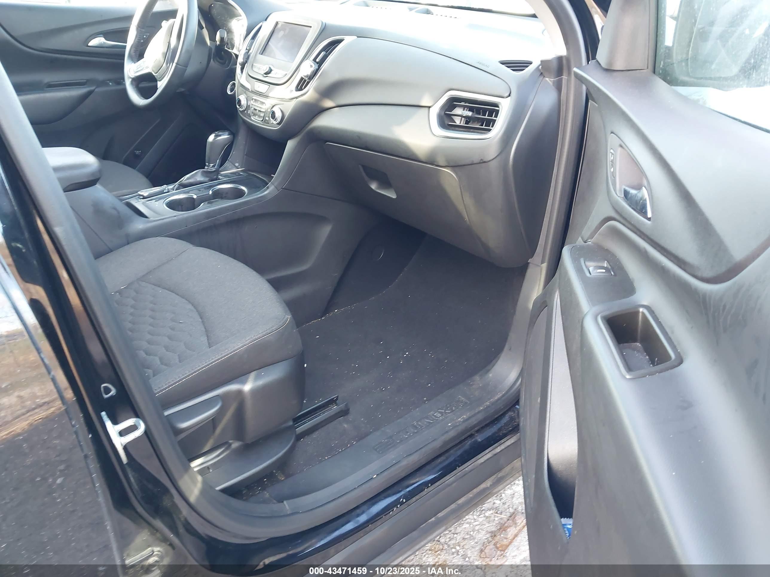CHEVROLET EQUINOX image 5