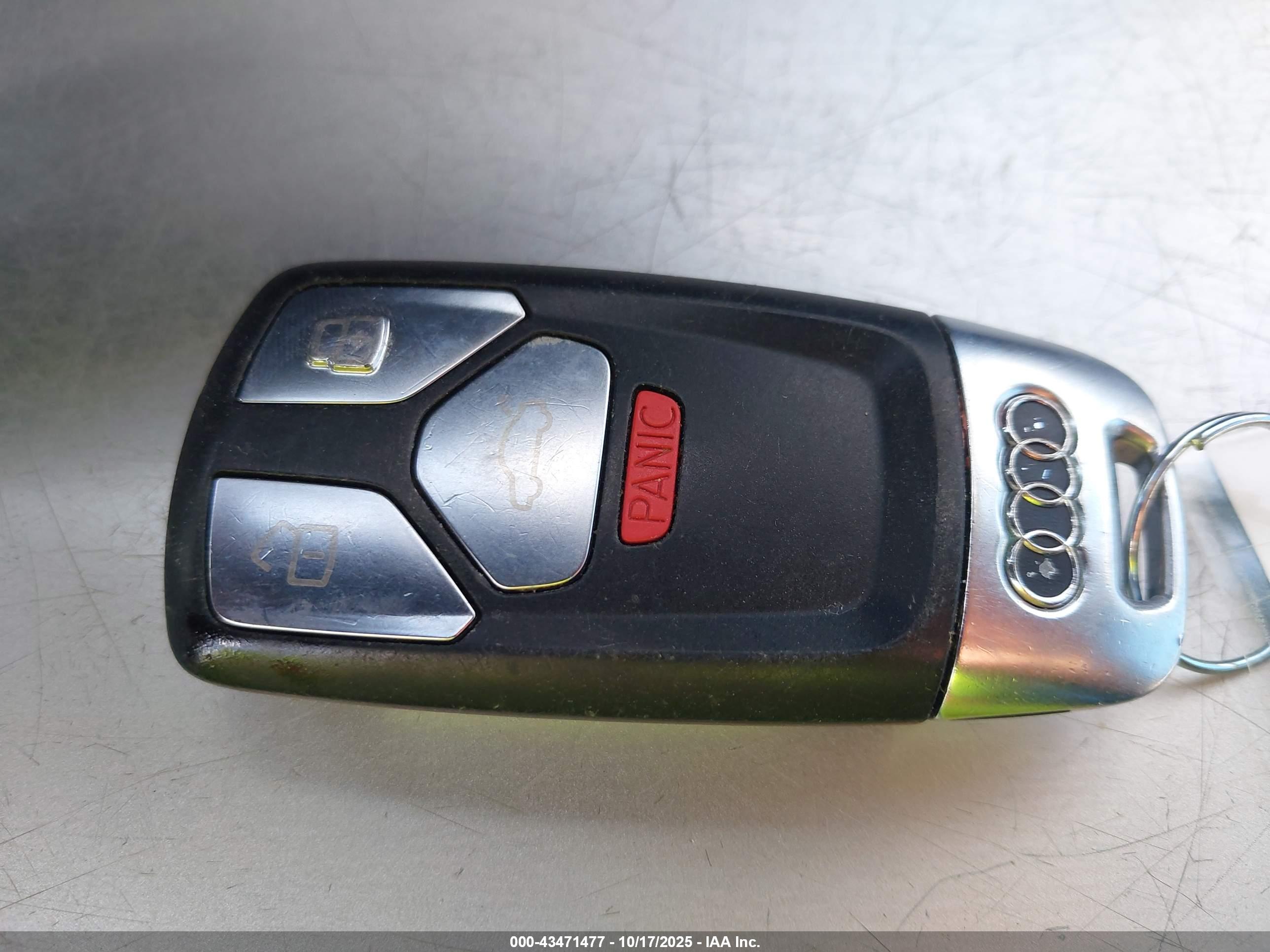AUDI Q7 image 11