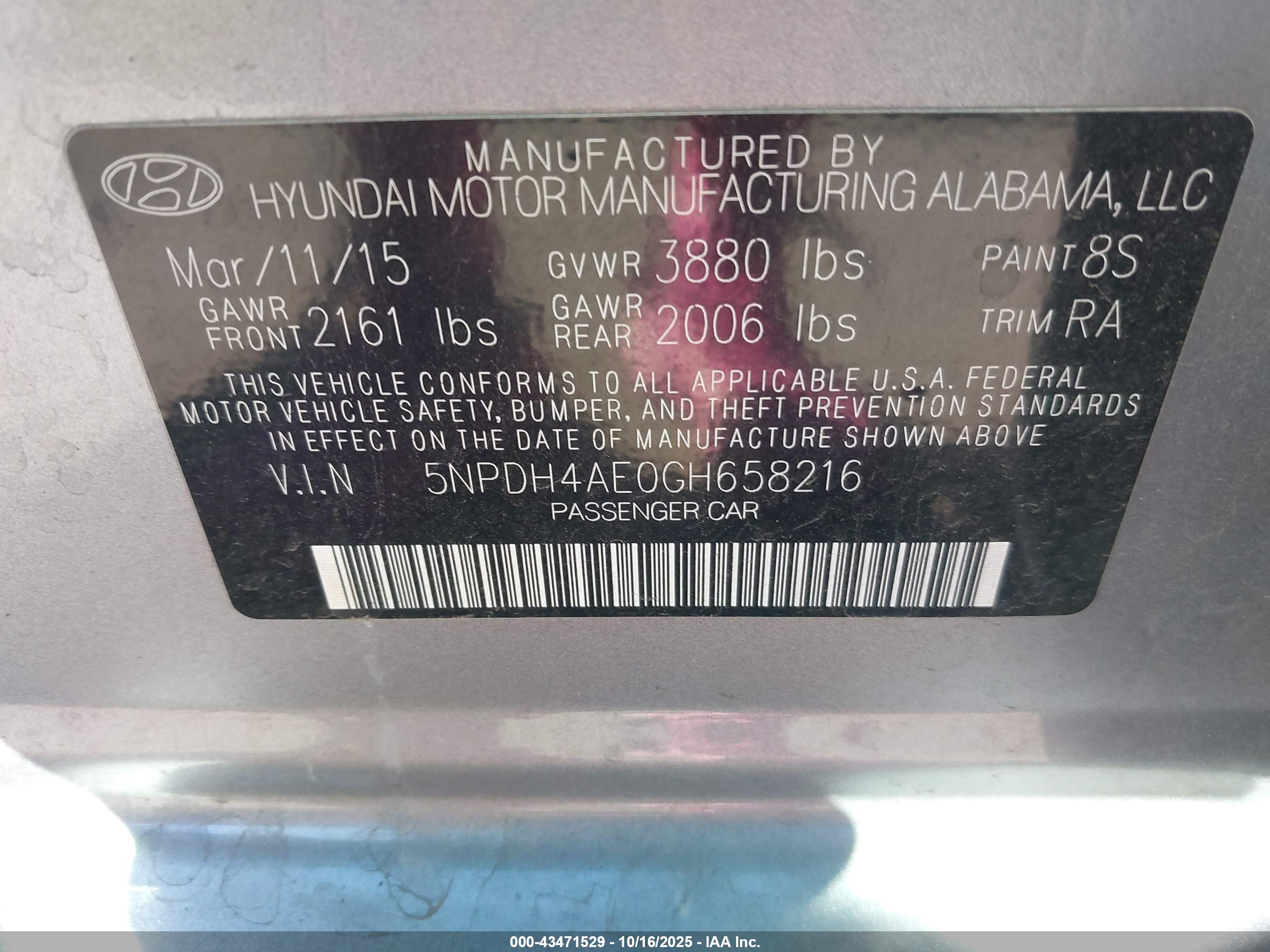 HYUNDAI ELANTRA image 9