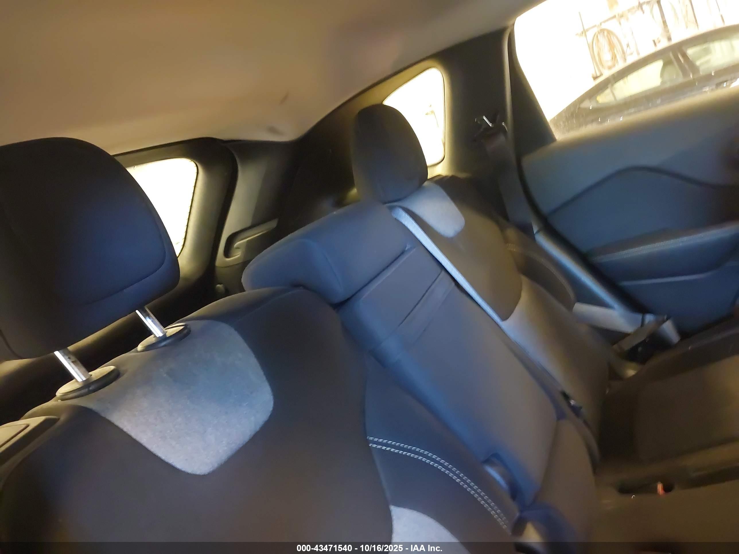 JEEP CHEROKEE image 8