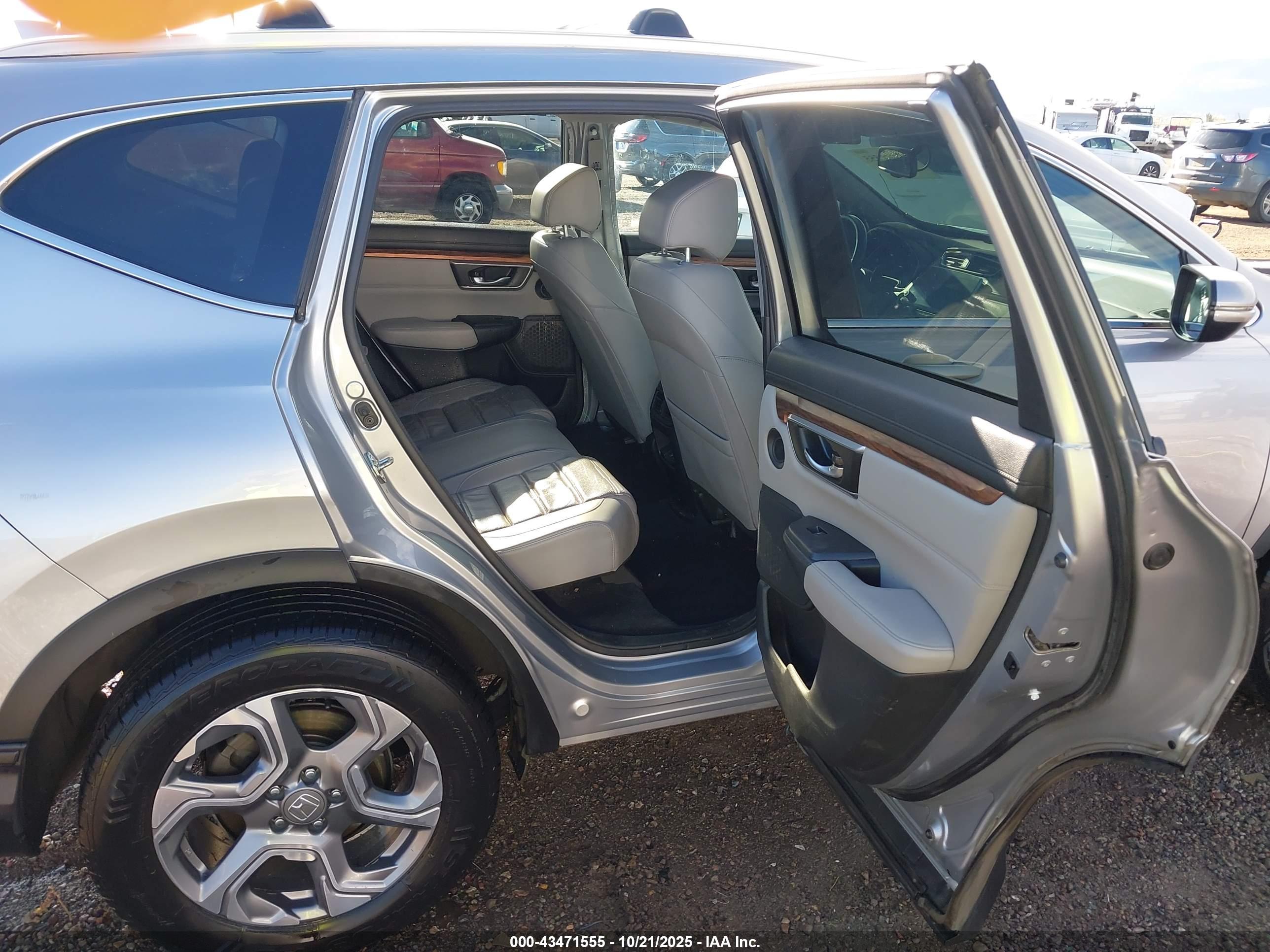 HONDA CR-V image 8