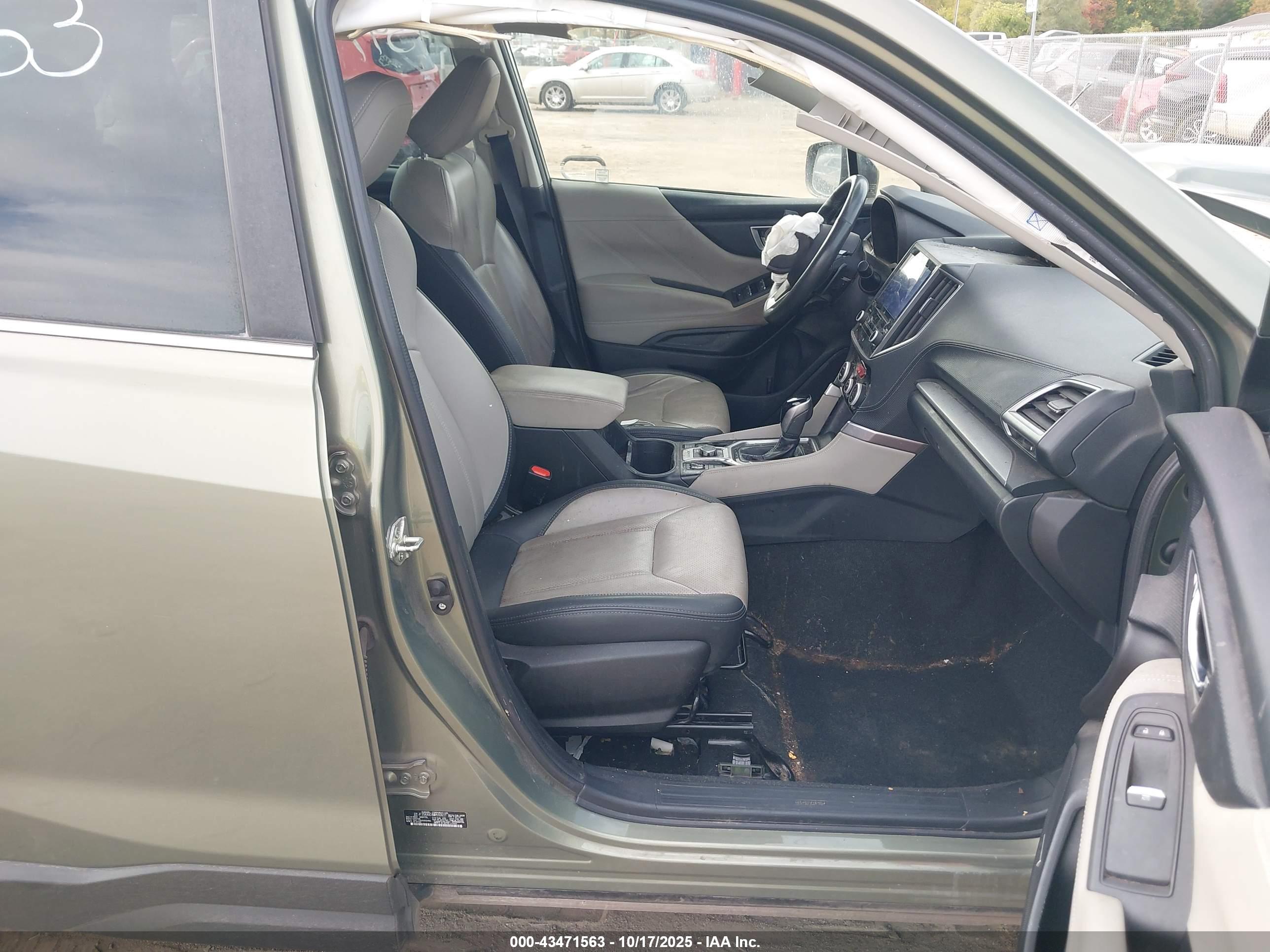 SUBARU FORESTER image 5