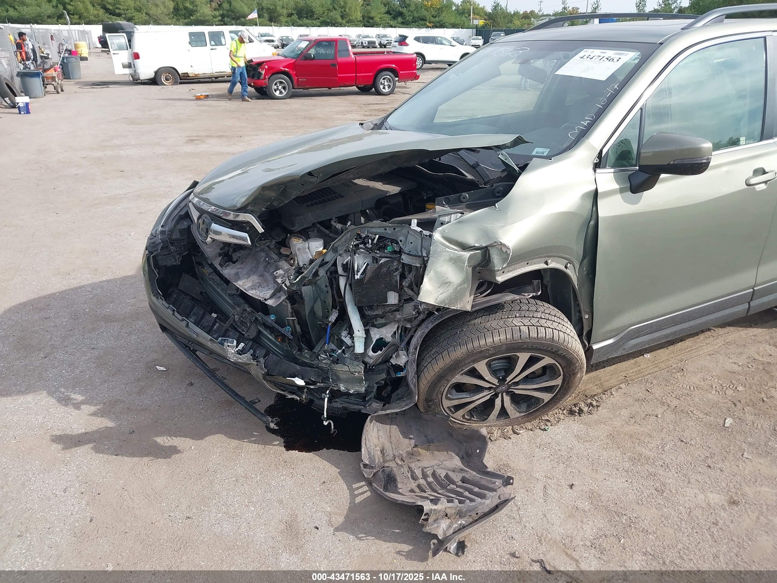 SUBARU FORESTER image 6