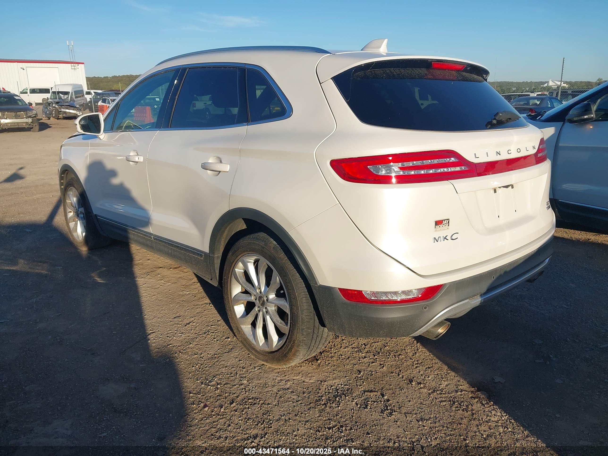 LINCOLN MKC image 3