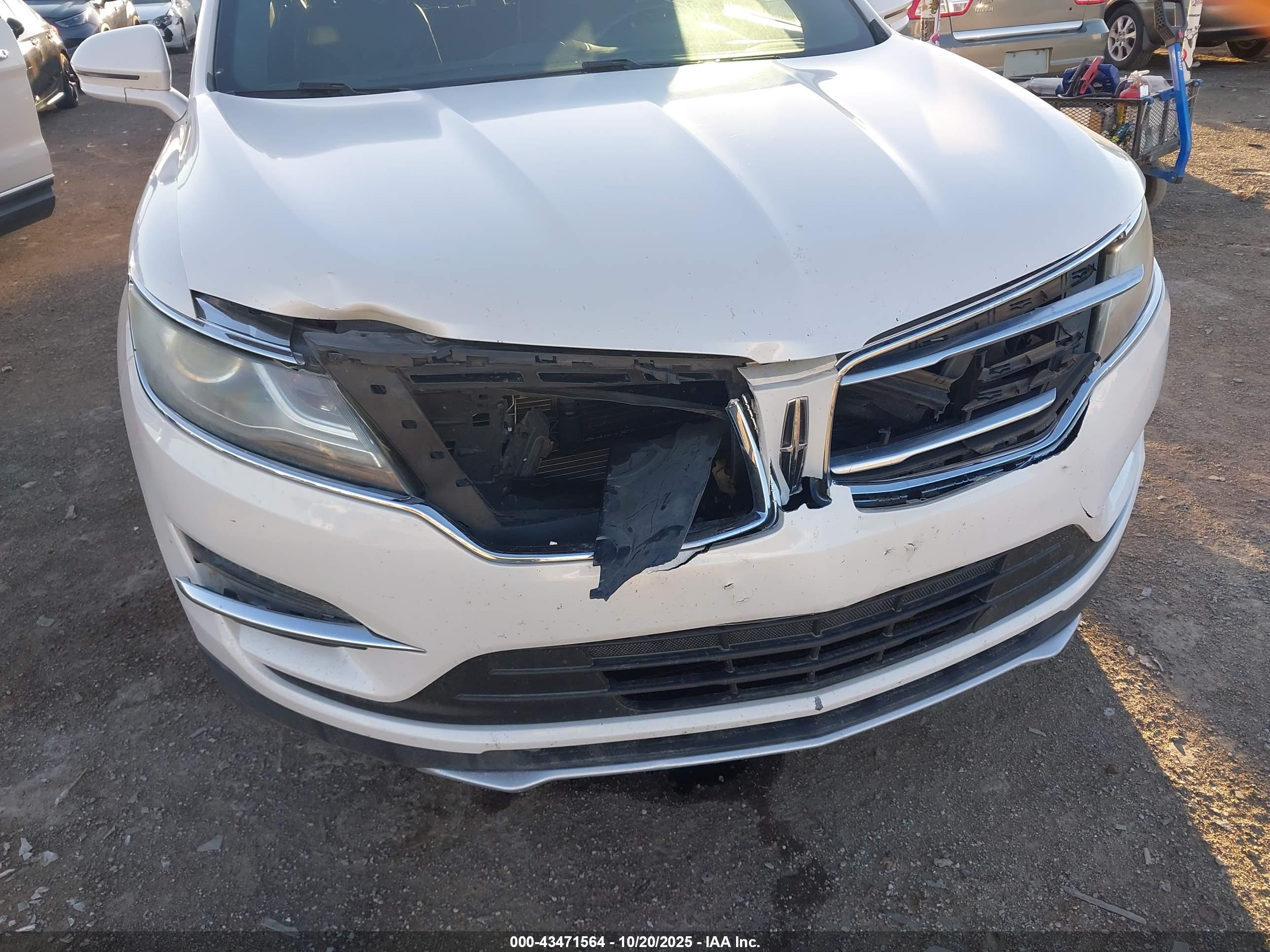 LINCOLN MKC image 6