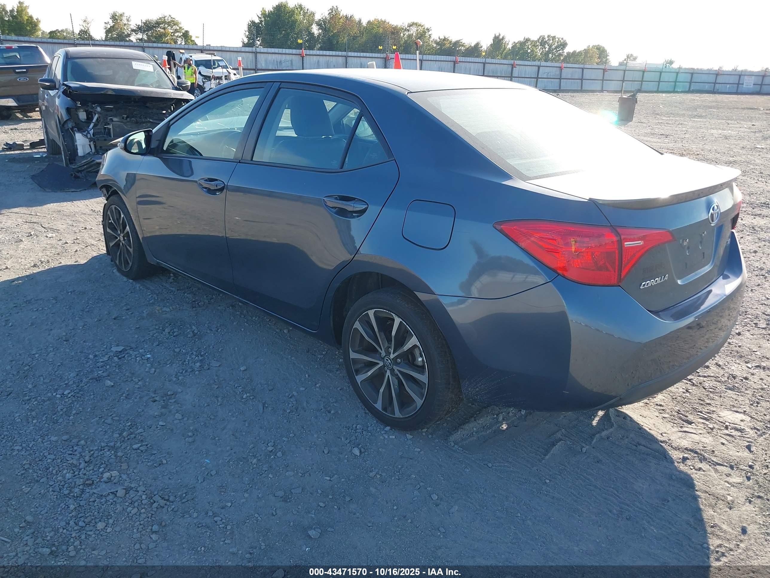 TOYOTA COROLLA image 3