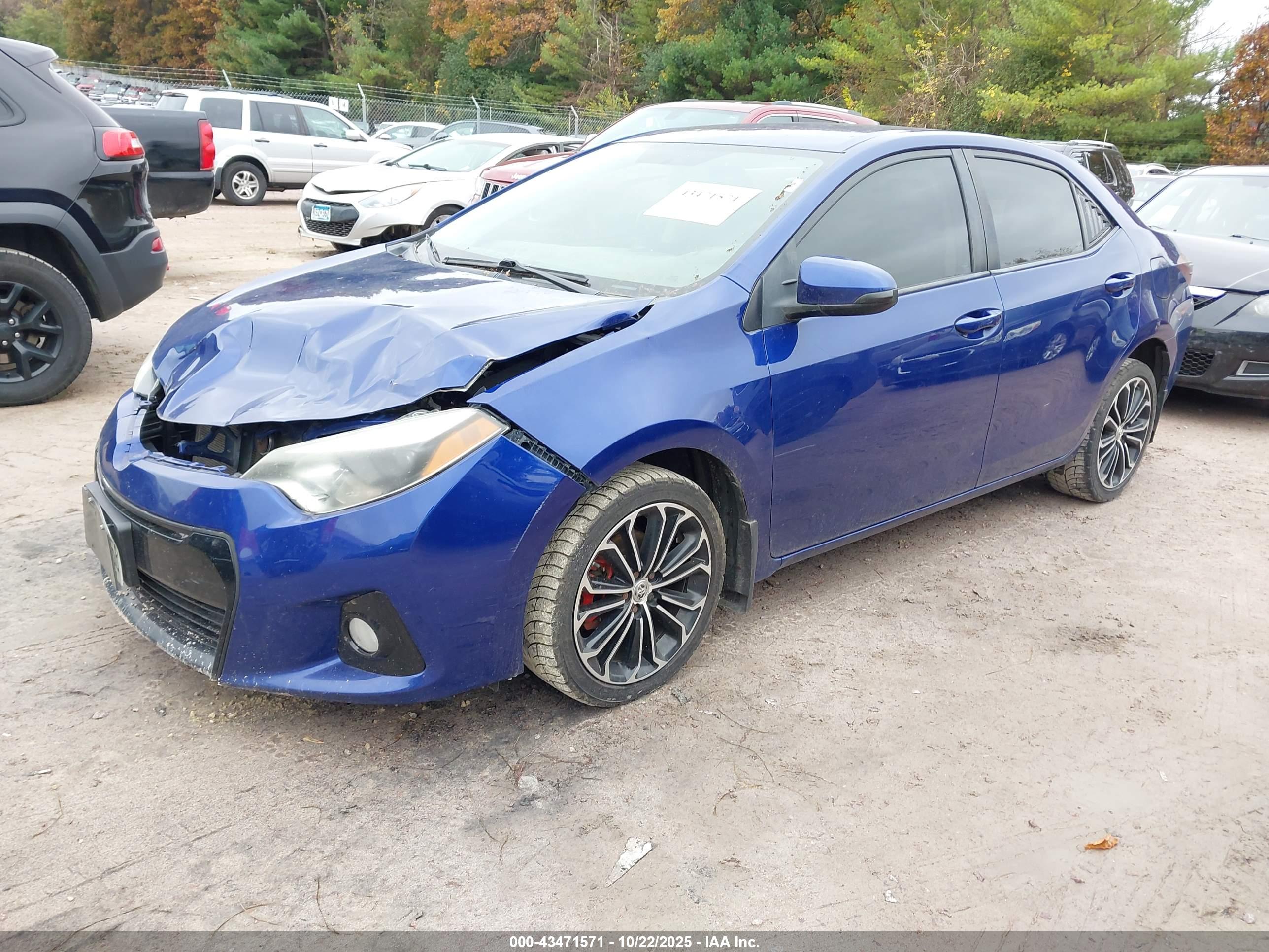 TOYOTA COROLLA image 2
