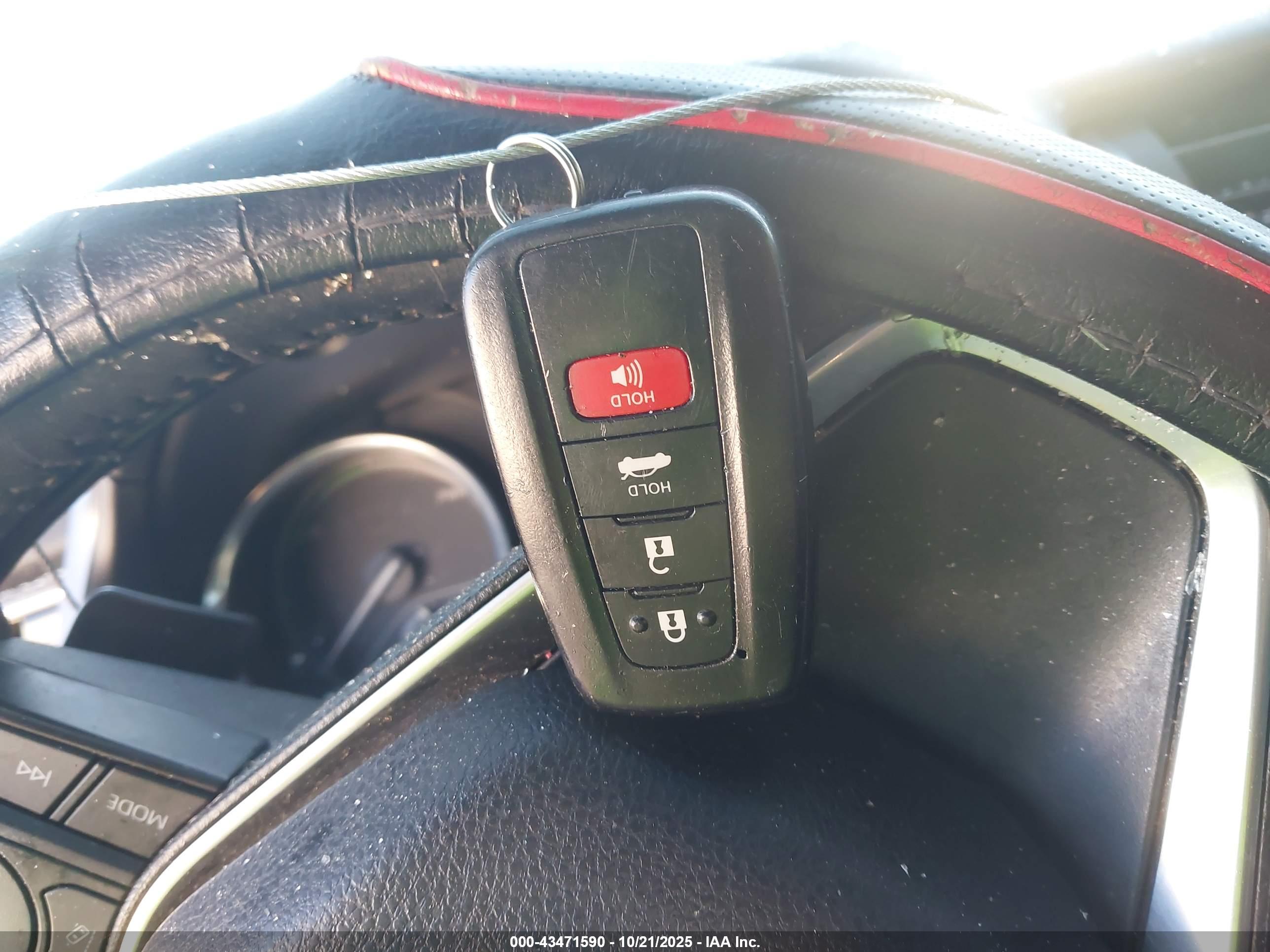 TOYOTA CAMRY image 11