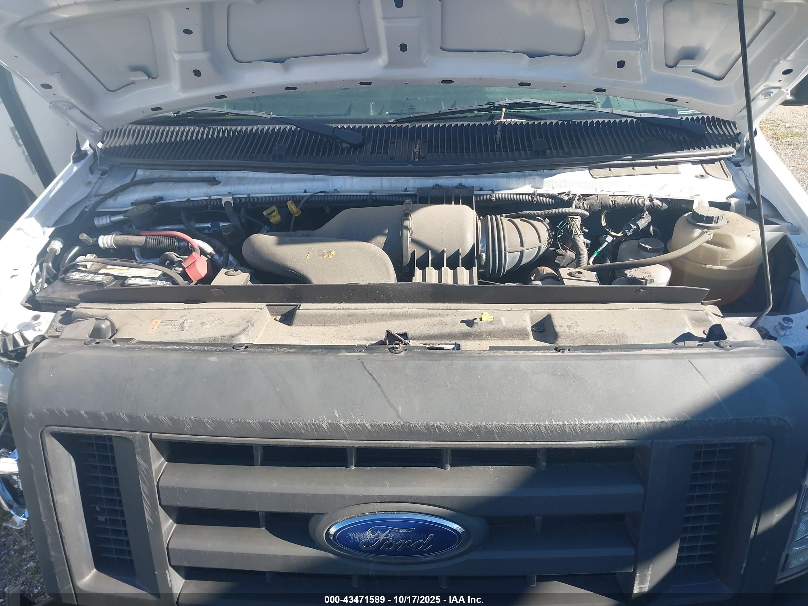 FORD E-350 image 10